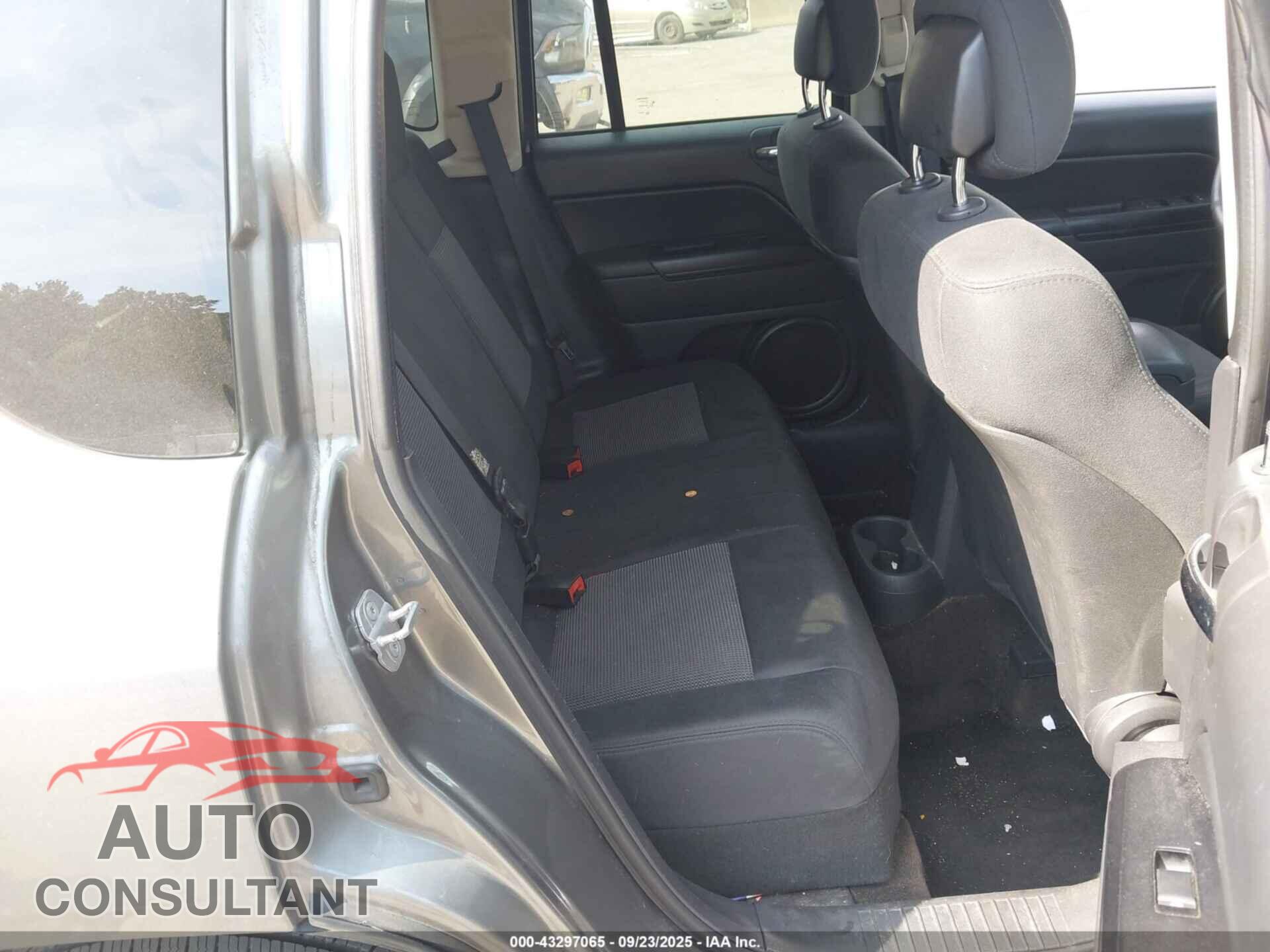JEEP COMPASS 2013 - 1C4NJCBB3DD223263