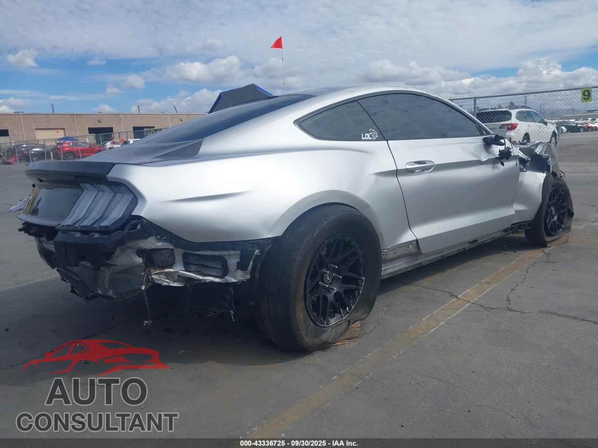 FORD MUSTANG 2018 - 1FA6P8CF2J5182654