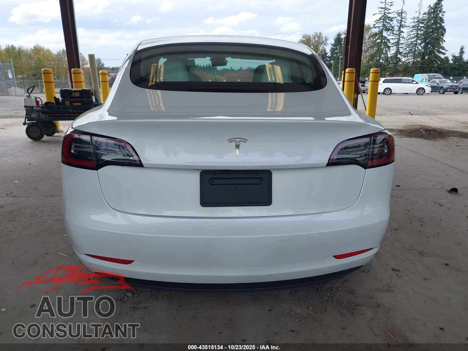 TESLA MODEL 3 2023 - 5YJ3E1EA7PF409310