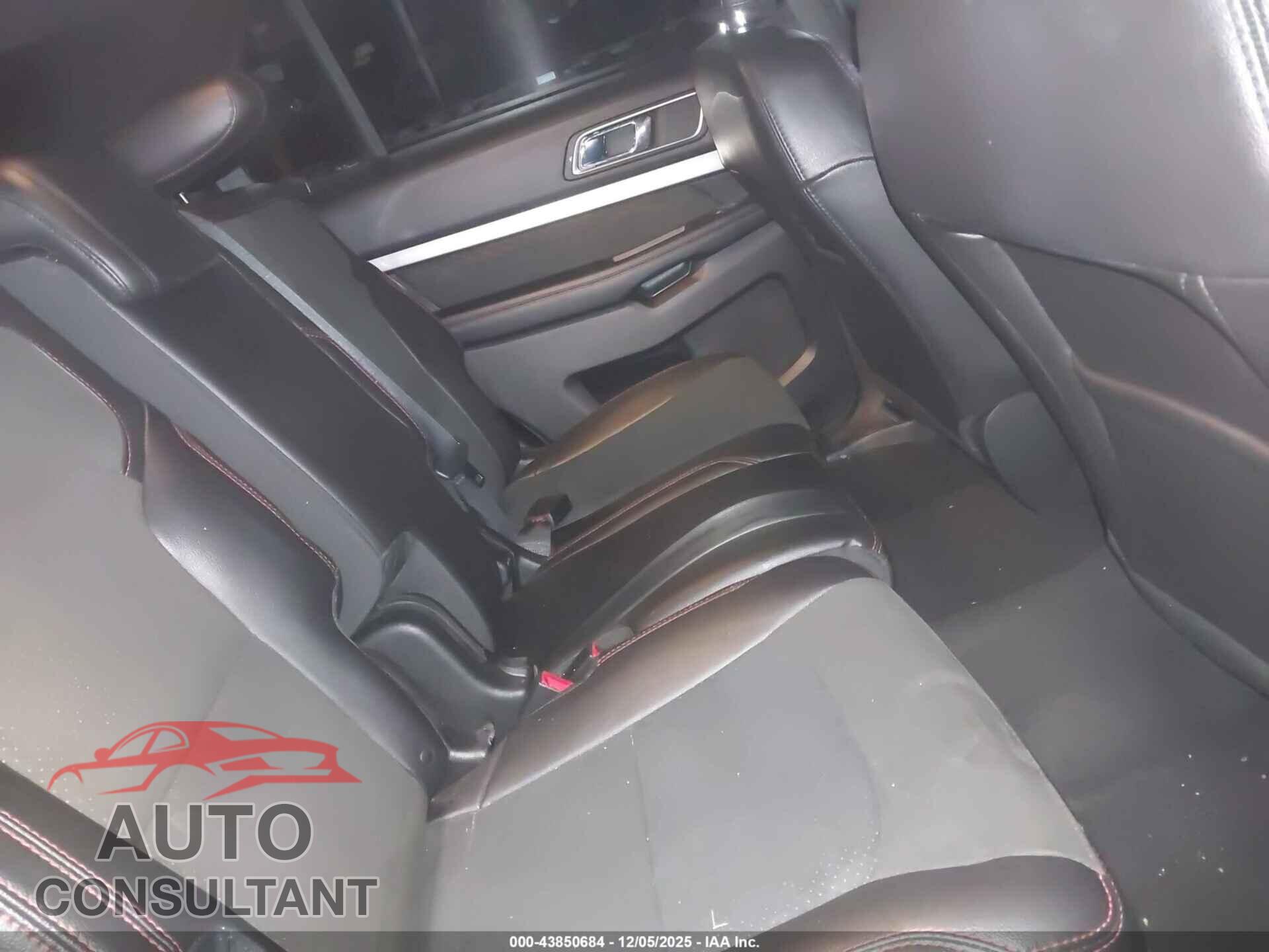FORD EXPLORER 2018 - 1FM5K8D86JGC03901