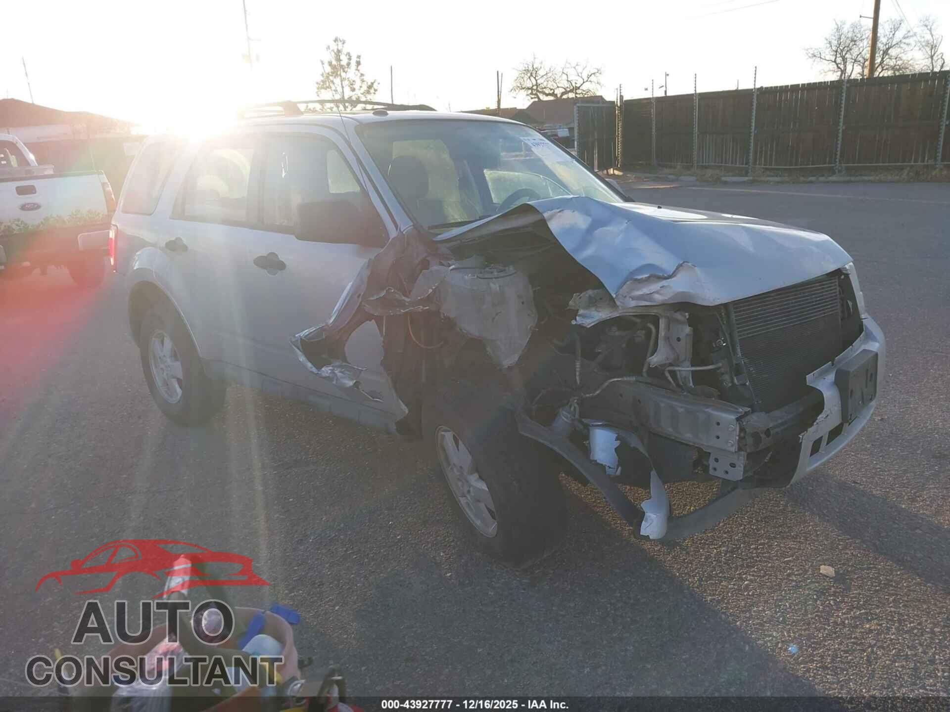 FORD ESCAPE 2012 - 1FMCU9D77CKC27090