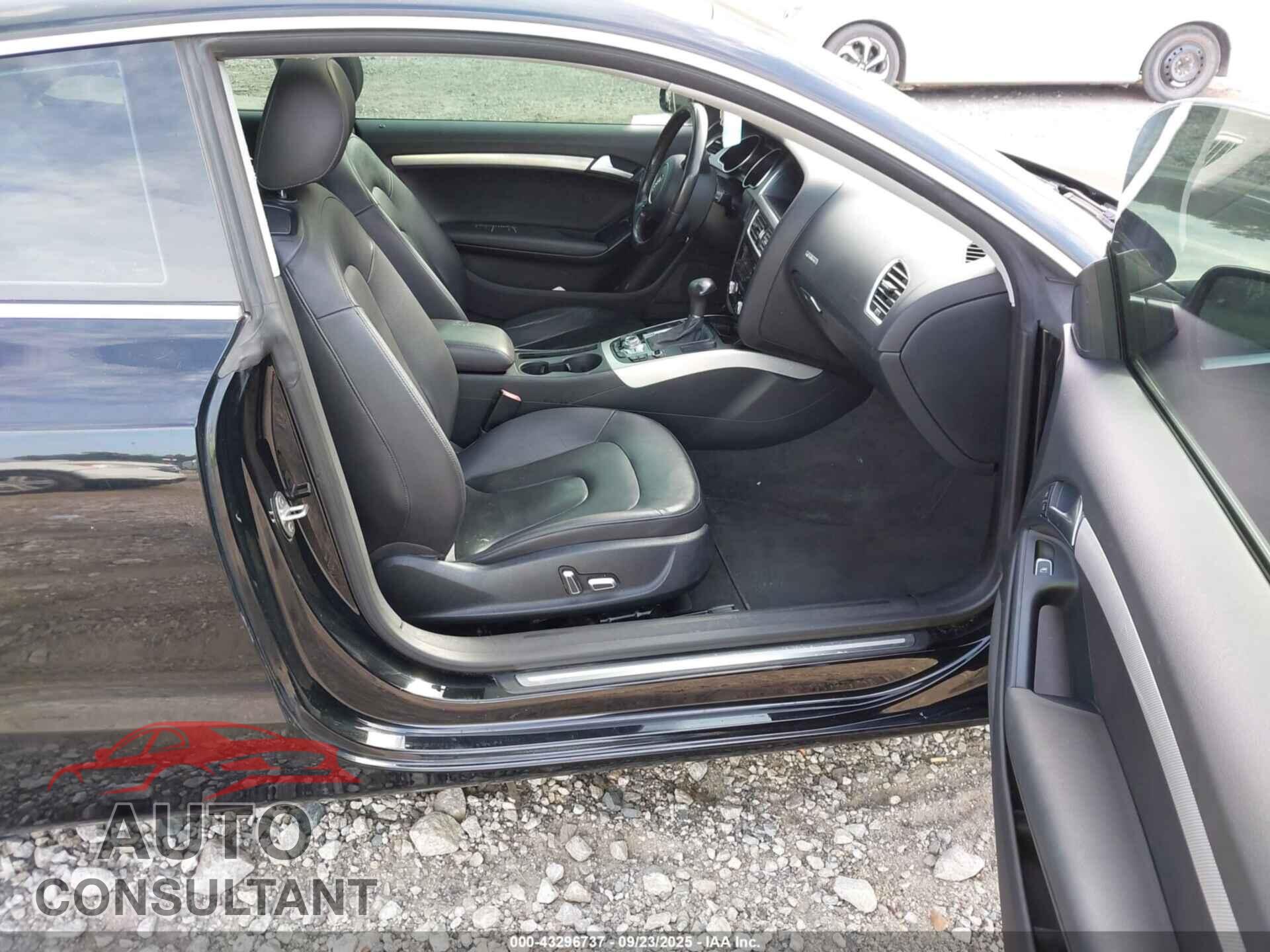 AUDI A5 2015 - WAUCFAFR8FA017247