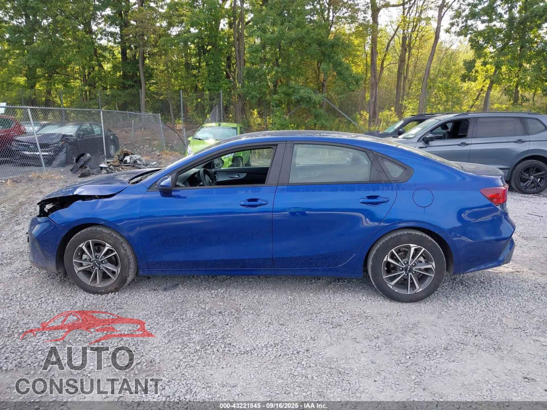 KIA FORTE 2024 - 3KPF24AD7RE758015