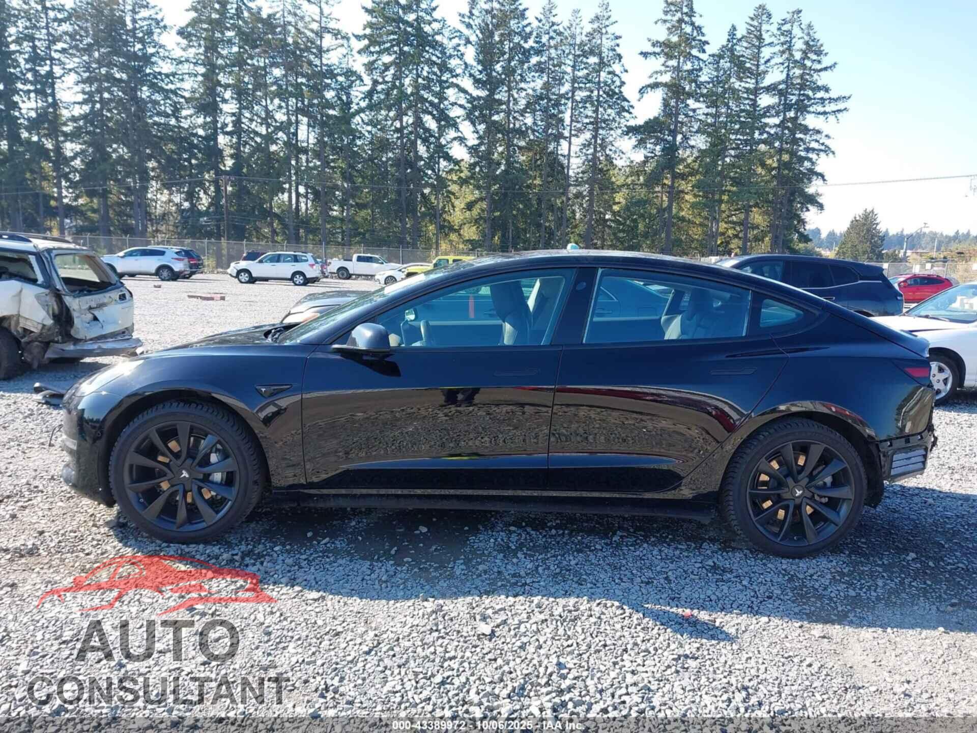 TESLA MODEL 3 2018 - 5YJ3E1EBXJF120857