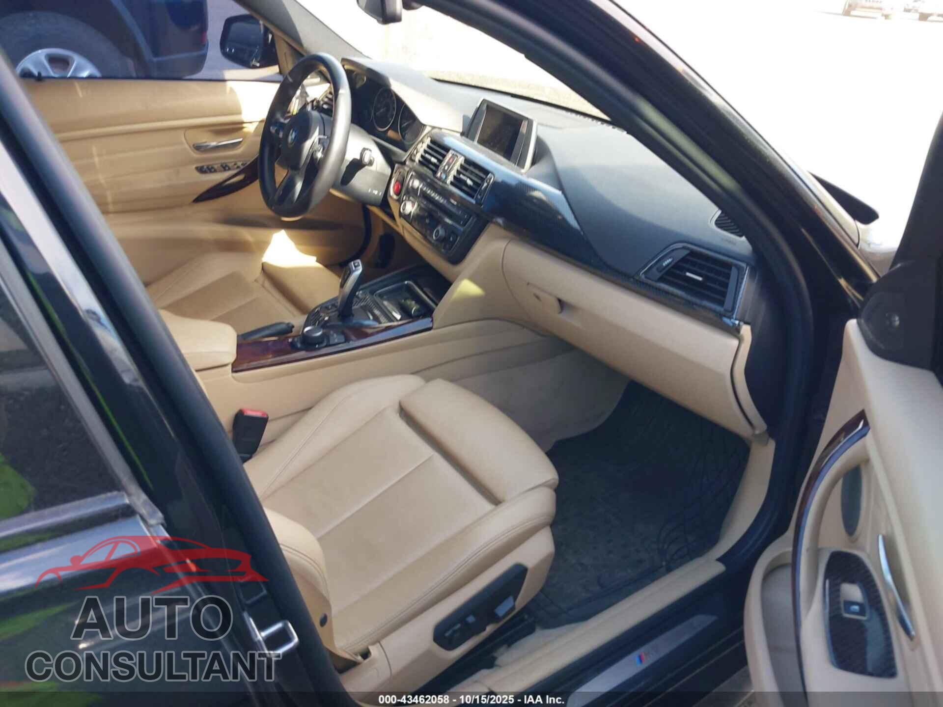 BMW 328I 2013 - WBA3C1C5XDF438414