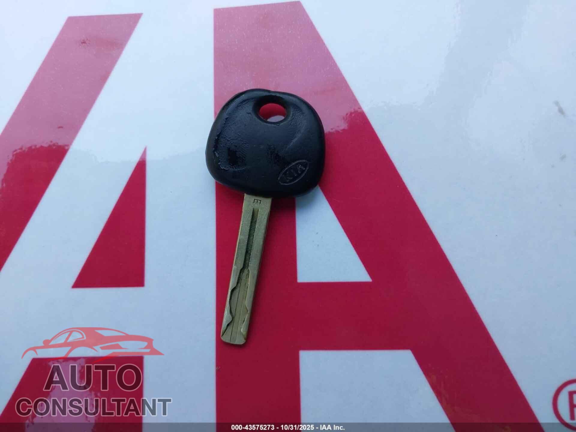KIA RIO 2013 - KNADM4A32D6123076