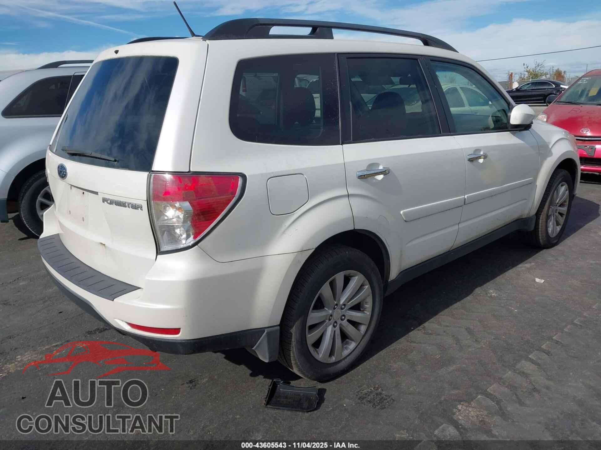 SUBARU FORESTER 2011 - JF2SHBDC8BH782880