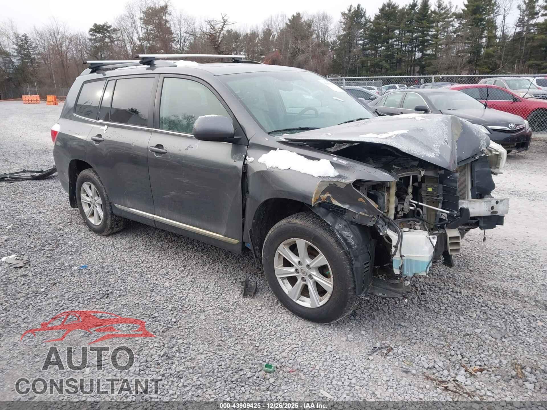 TOYOTA HIGHLANDER 2013 - 5TDBK3EH8DS238037