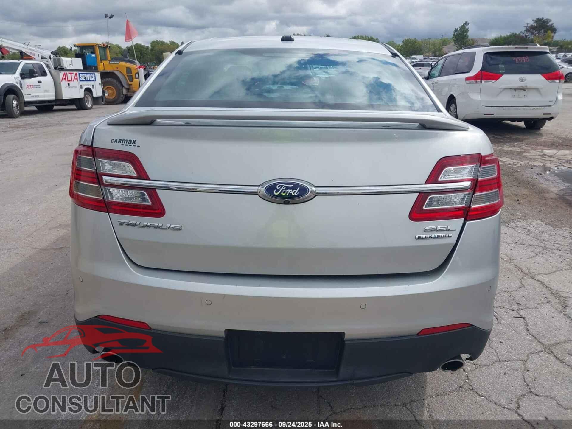 FORD TAURUS 2014 - 1FAHP2E83EG181978