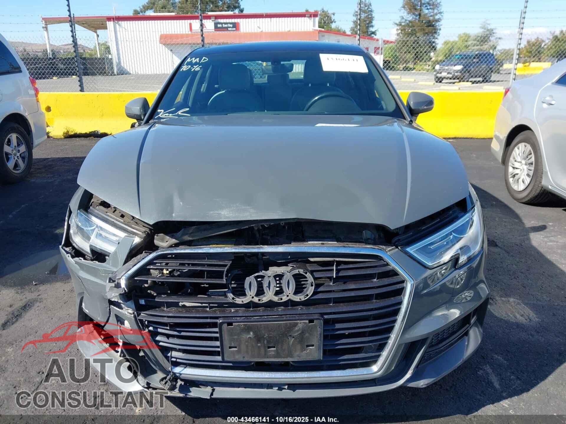 AUDI A3 2017 - WAUGUGFF1H1029095
