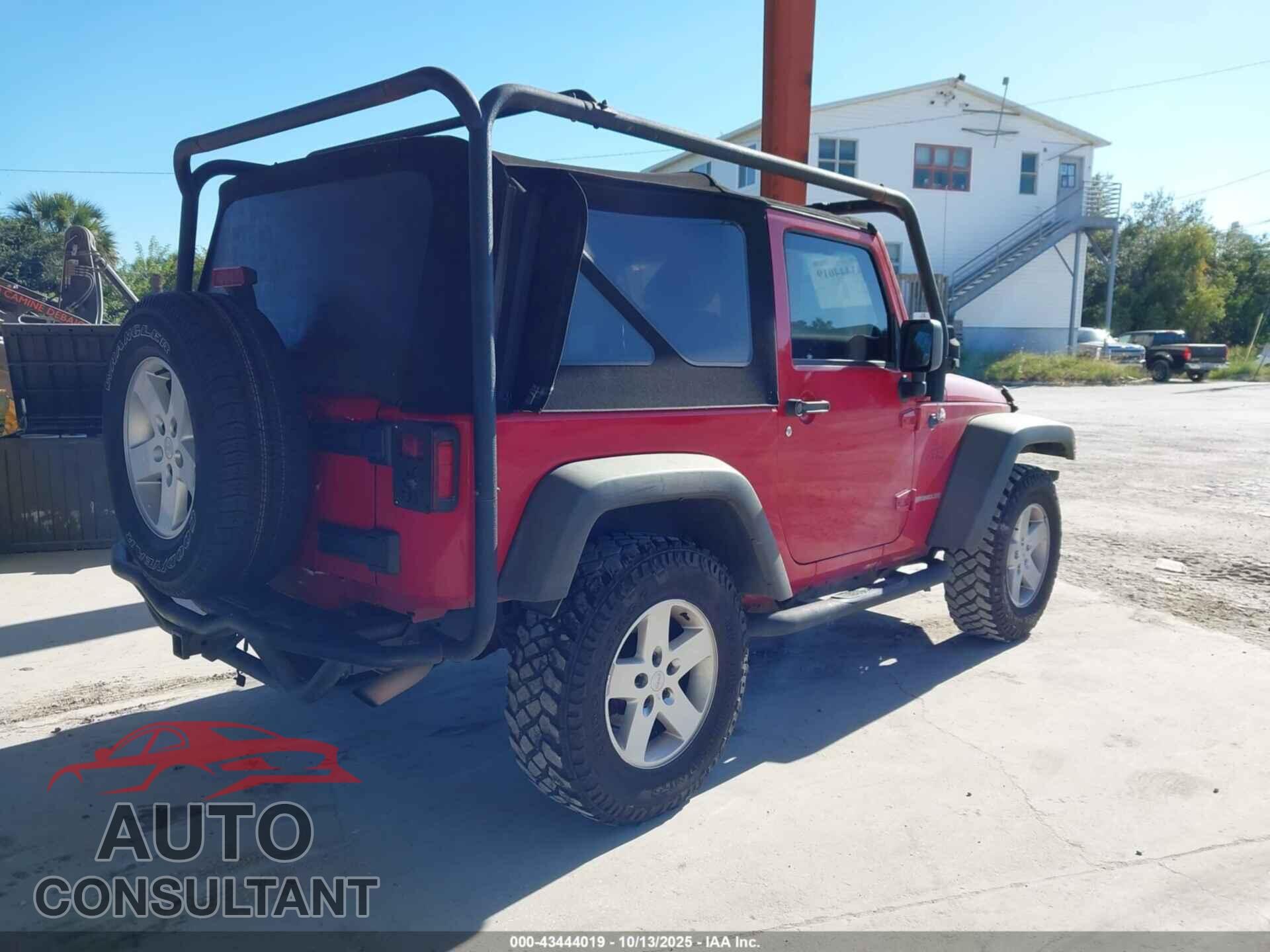 JEEP WRANGLER 2011 - 1J4AA2D15BL519640