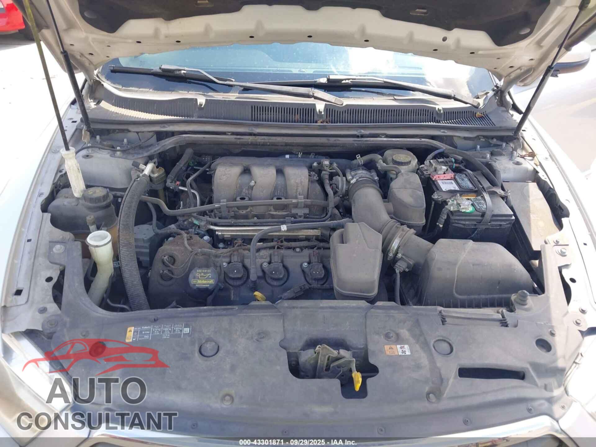 FORD TAURUS 2014 - 1FAHP2E88EG177554