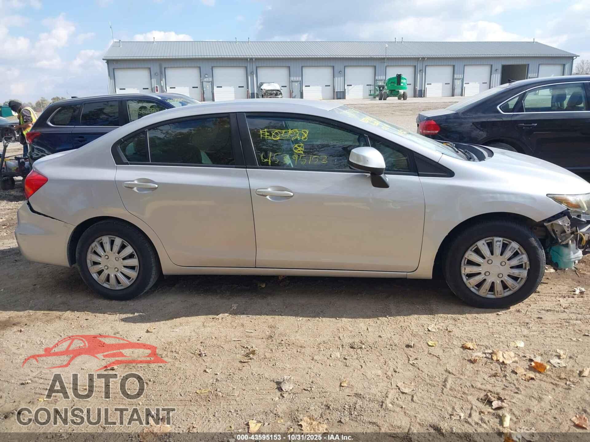 HONDA CIVIC 2012 - 19XFB2F57CE110428