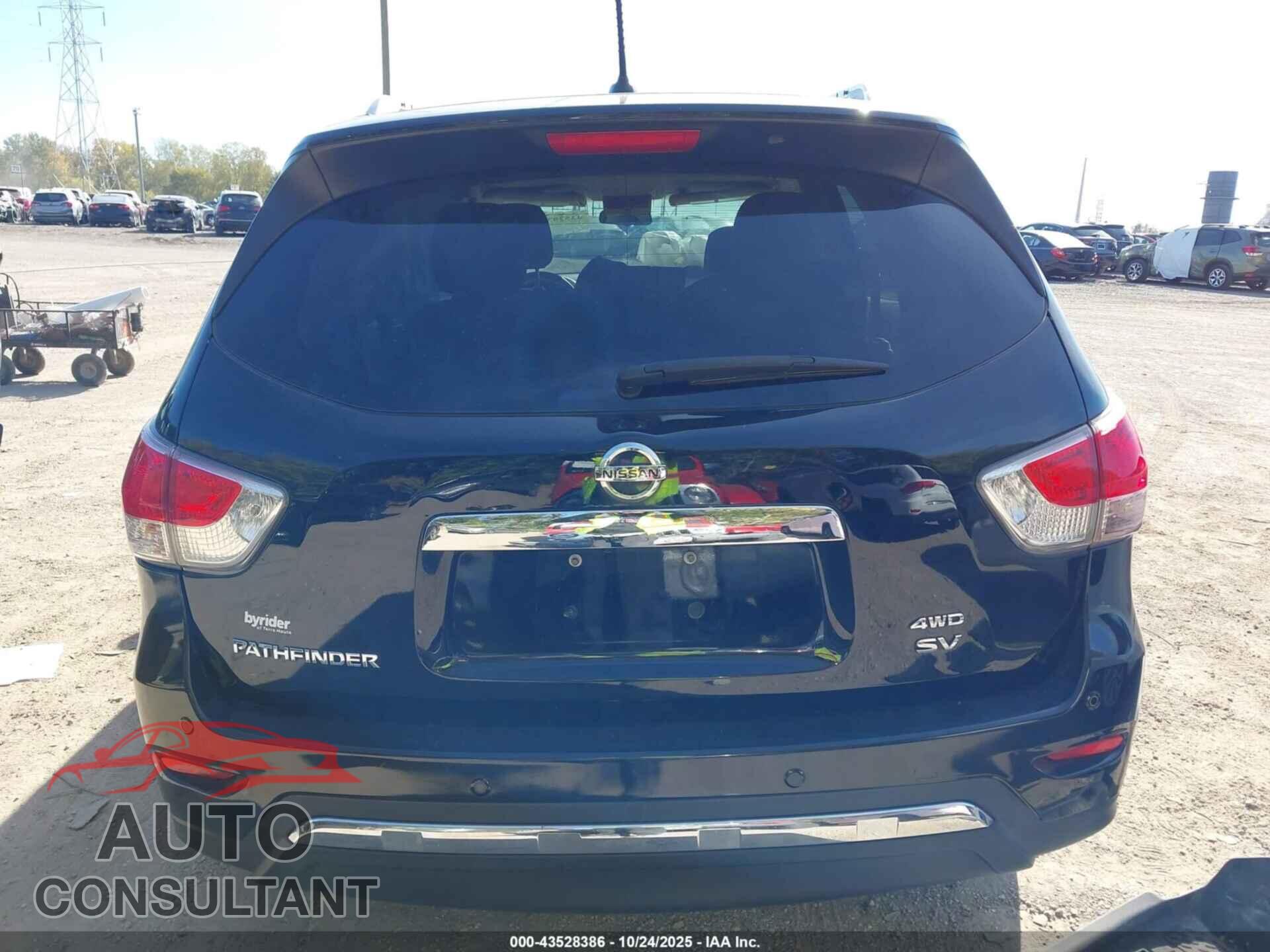 NISSAN PATHFINDER 2013 - 5N1AR2MM5DC636013