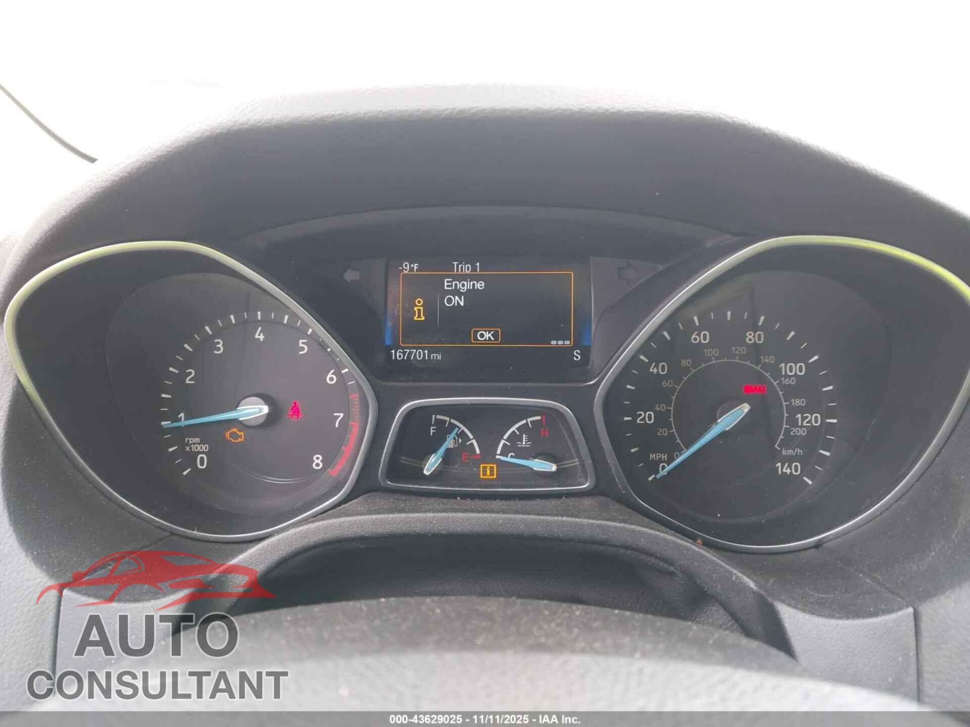 FORD FOCUS 2015 - 1FADP3F24FL209780