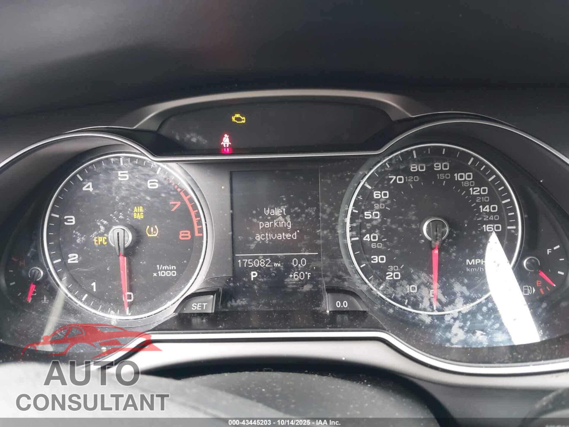 AUDI A4 2013 - WAUEFAFL2DN043532