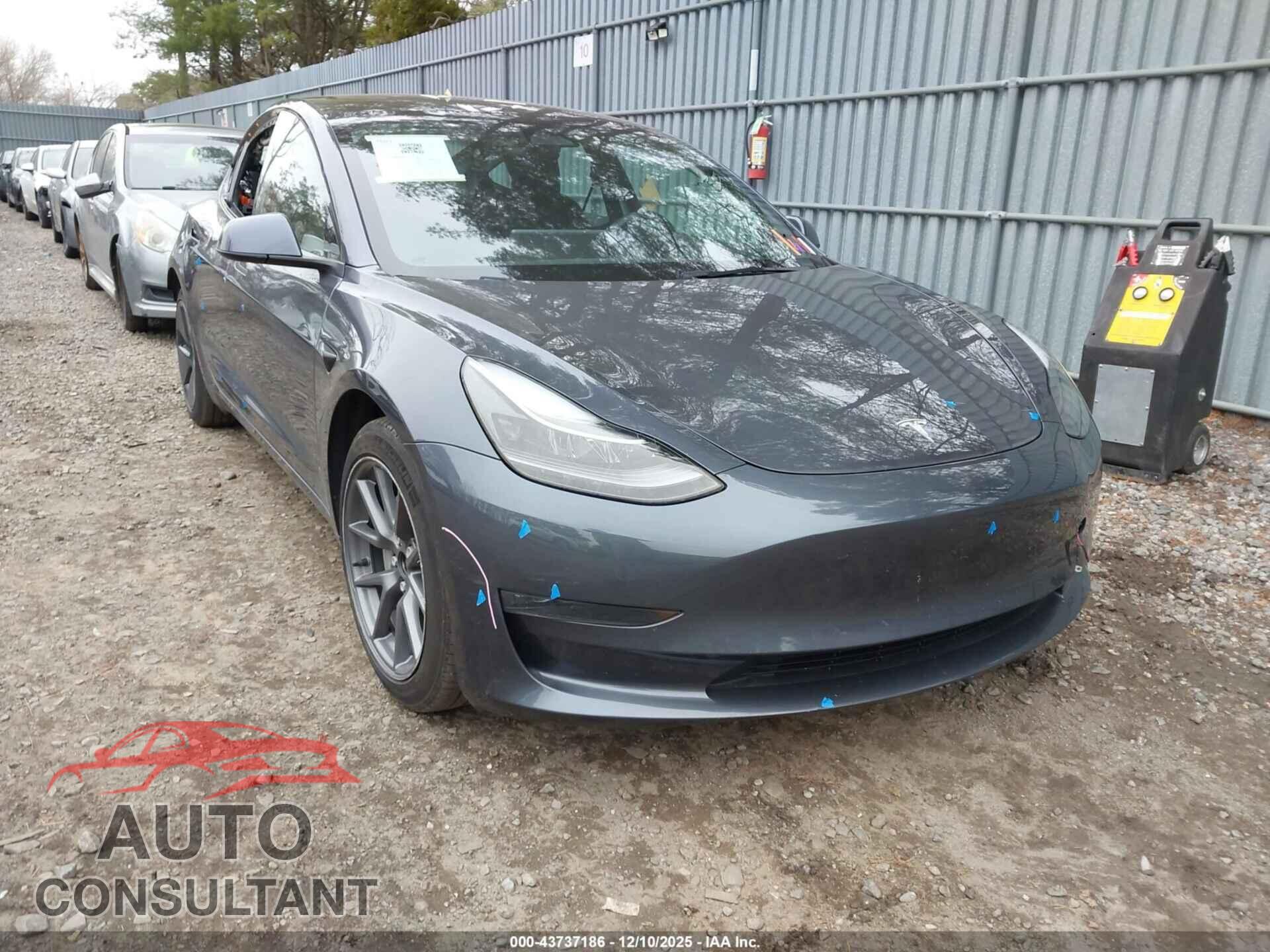TESLA MODEL 3 2023 - 5YJ3E1EA4PF695116
