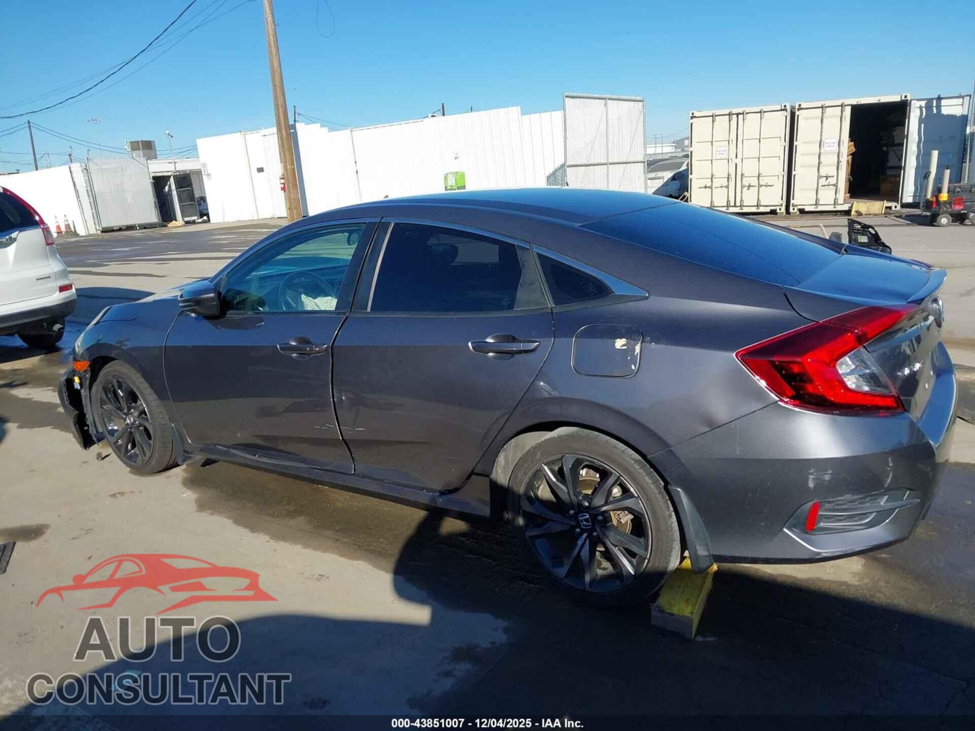 HONDA CIVIC 2019 - 2HGFC2F81KH537860