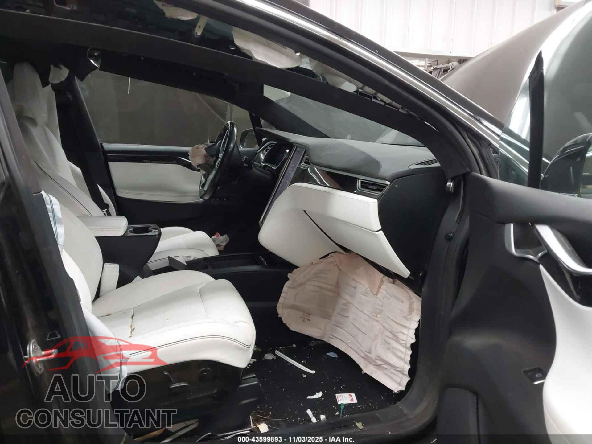 TESLA MODEL X 2016 - 5YJXCBE28GF013053