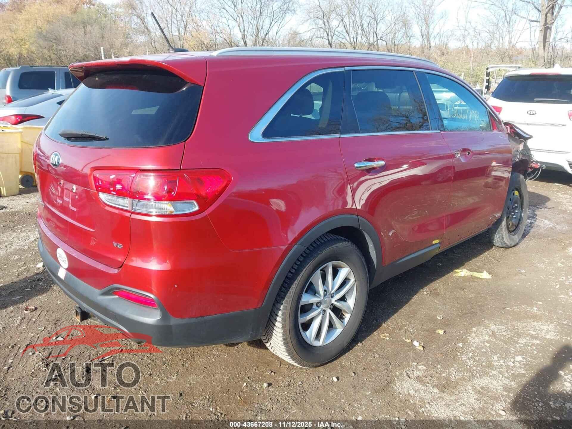 KIA SORENTO 2017 - 5XYPGDA55HG211177