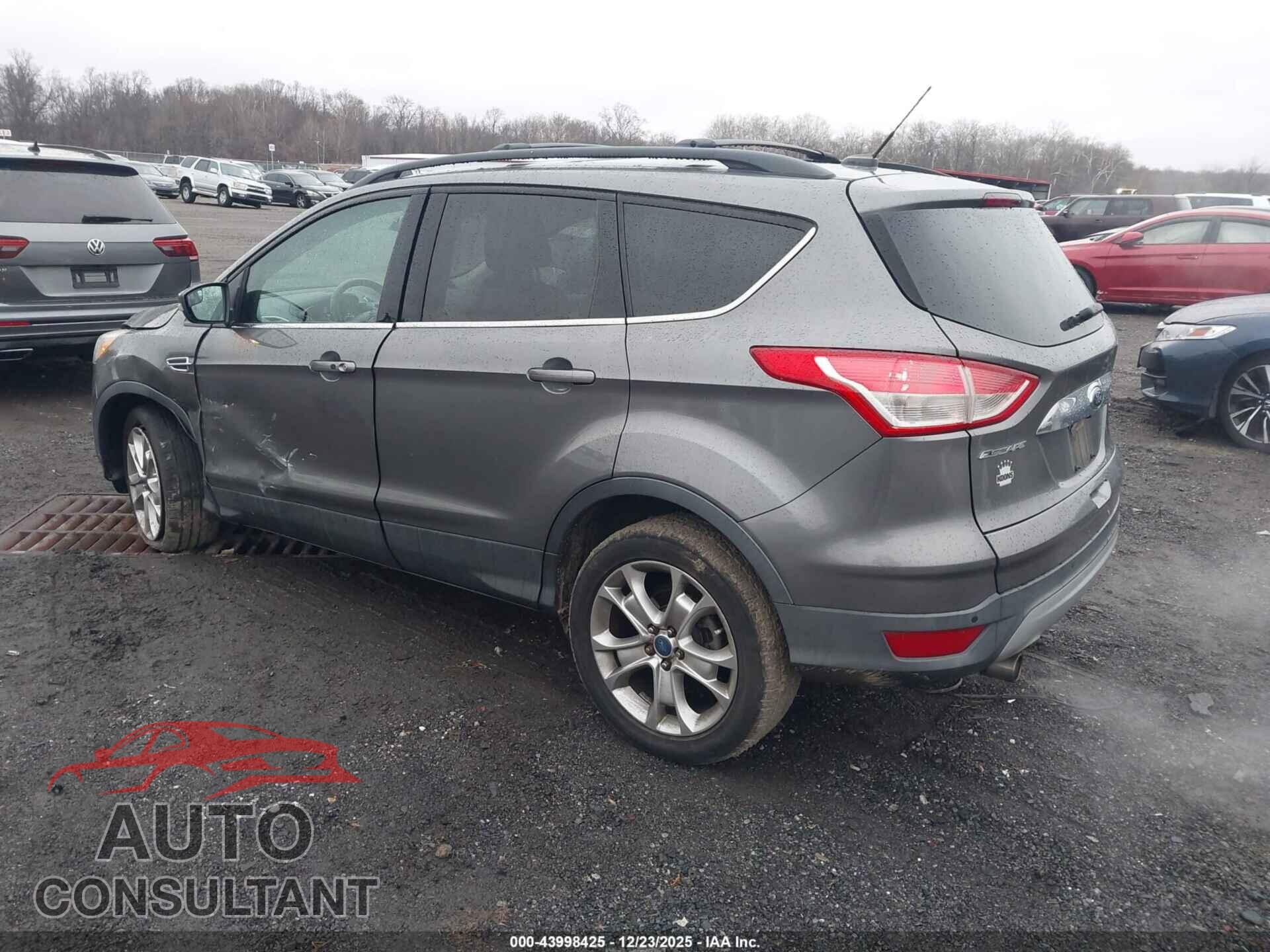 FORD ESCAPE 2013 - 1FMCU9H93DUA45436