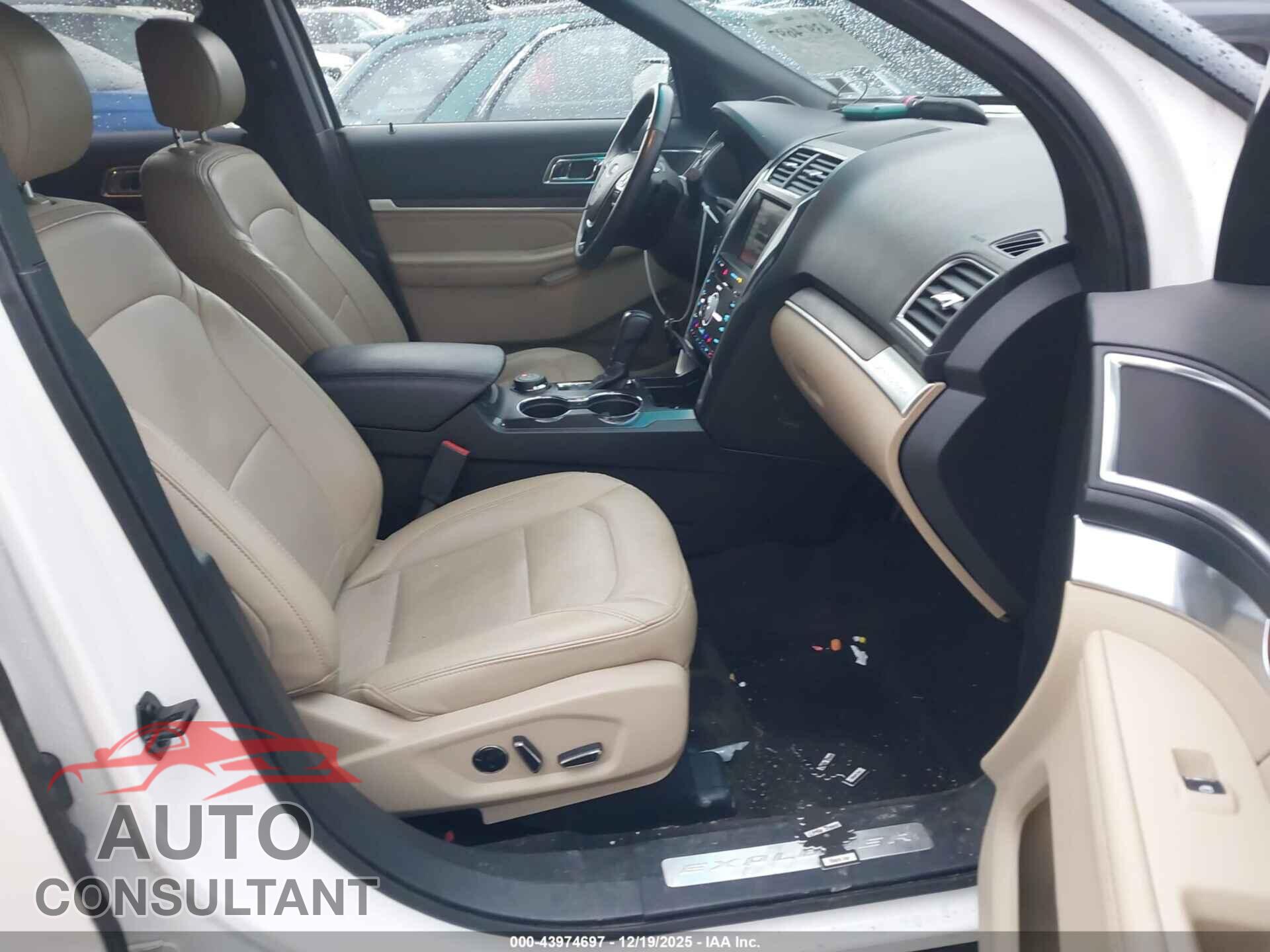 FORD EXPLORER 2016 - 1FM5K8F81GGB08040