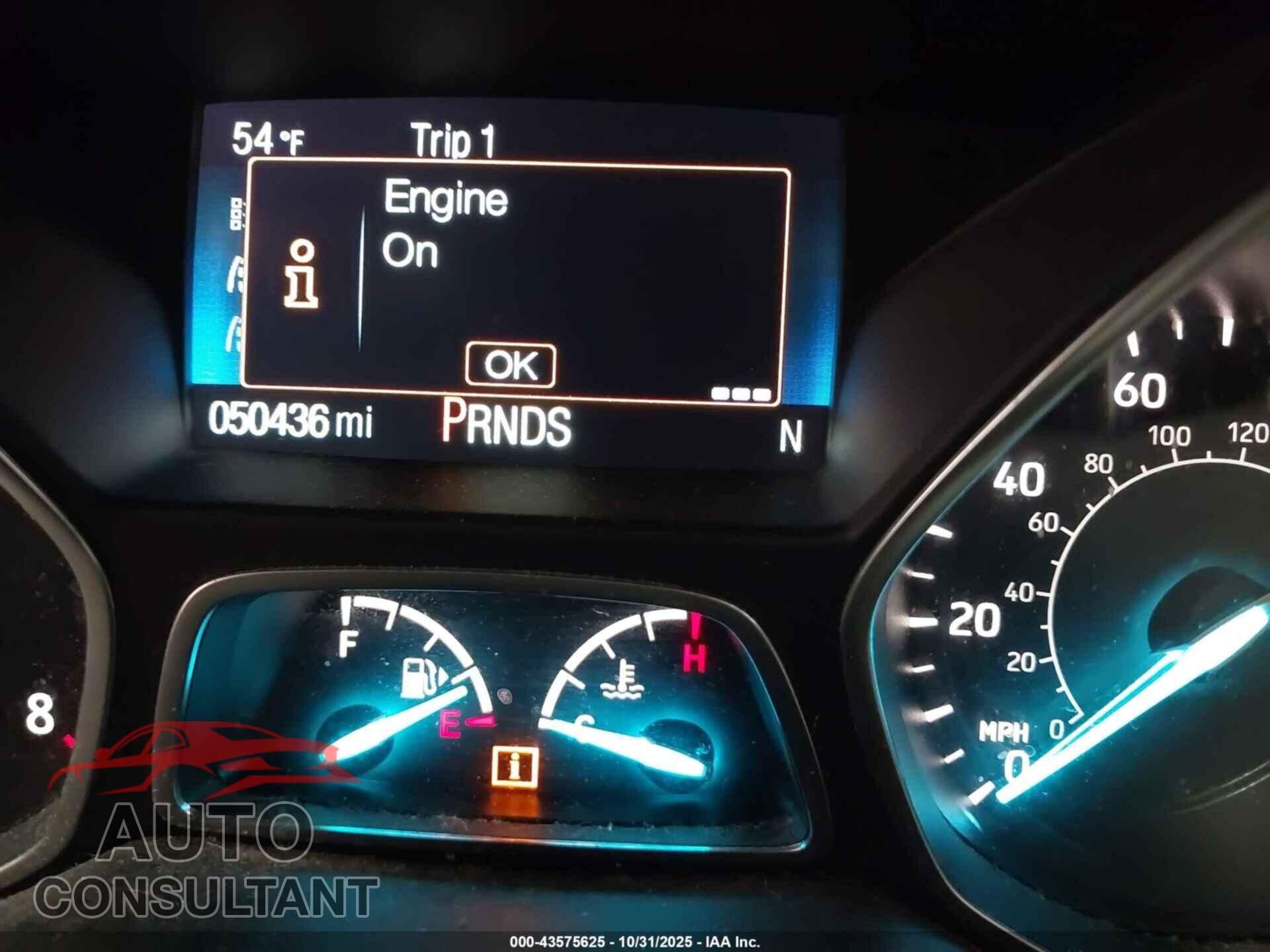 FORD ESCAPE 2017 - 1FMCU0F72HUD36948