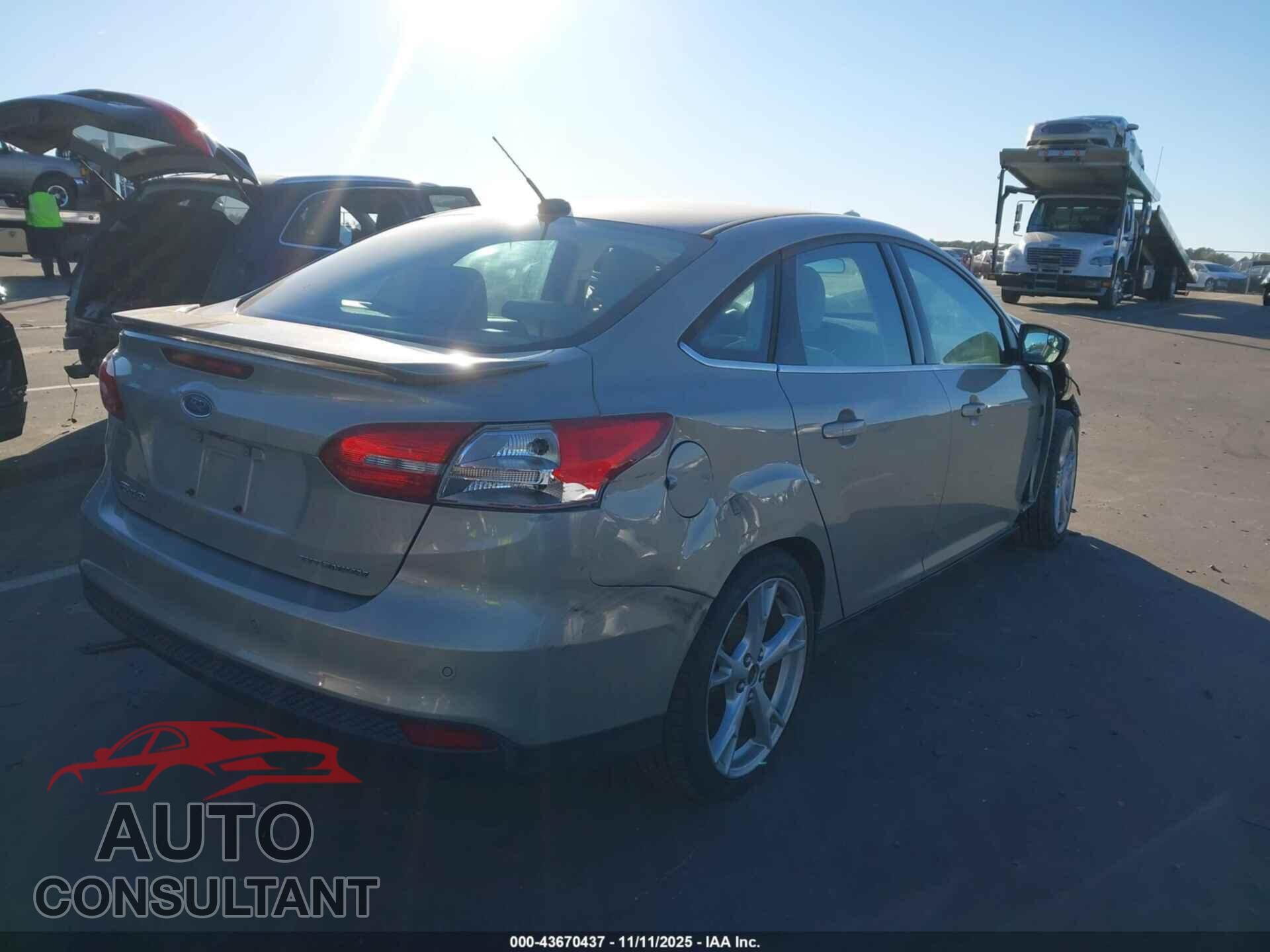 FORD FOCUS 2015 - 1FADP3J23FL304788