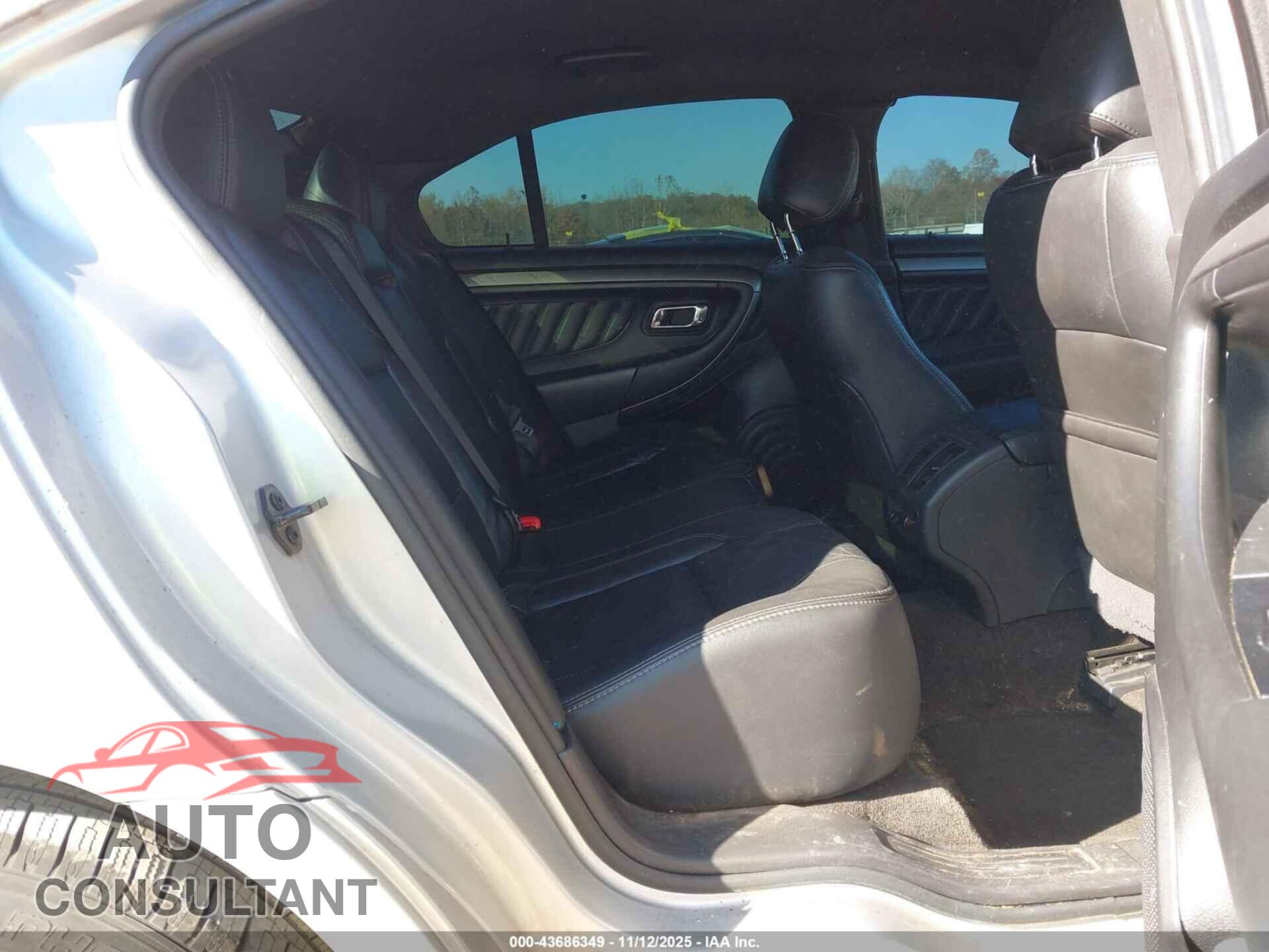 FORD TAURUS 2013 - 1FAHP2E82DG155385
