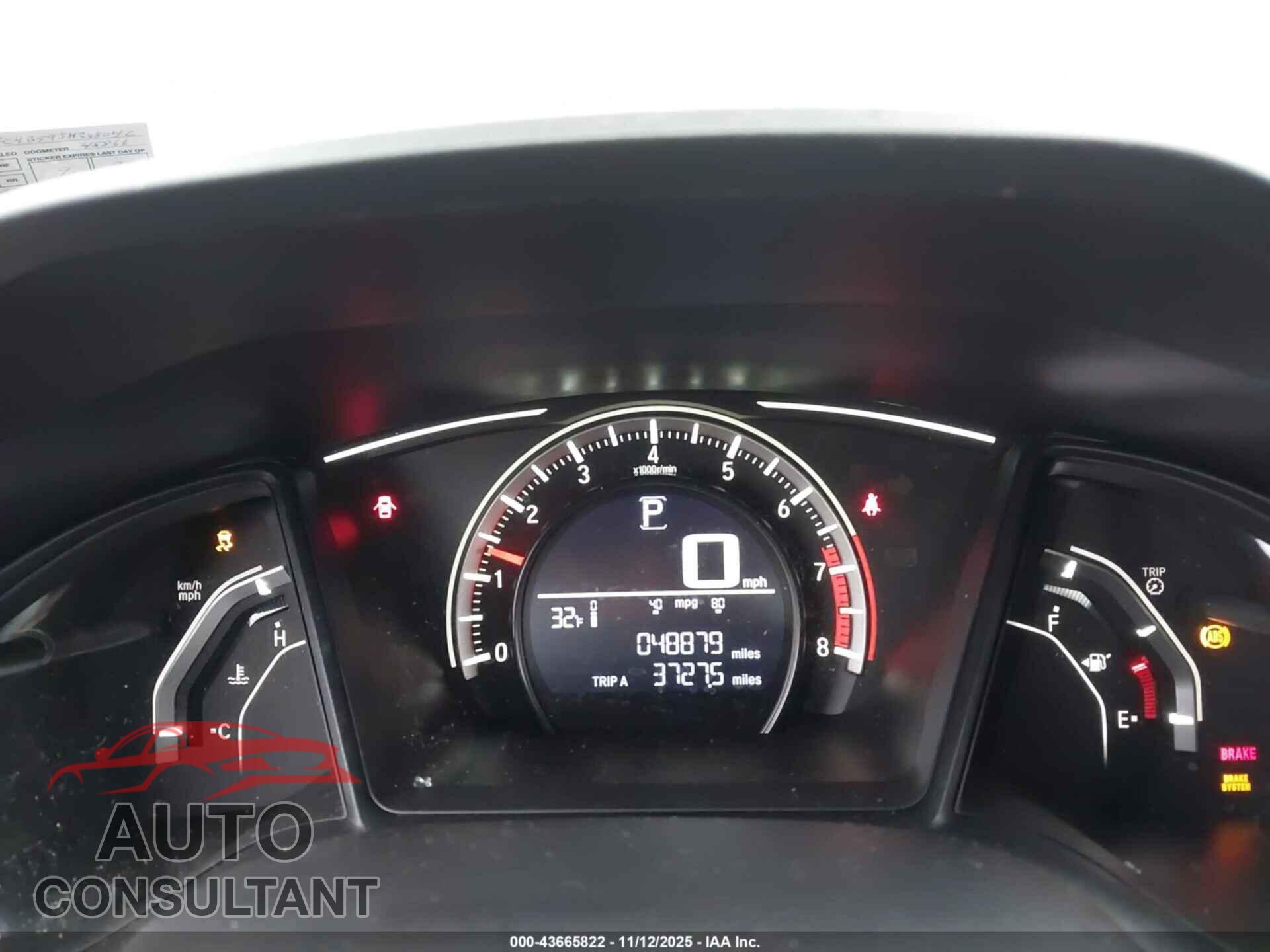 HONDA CIVIC 2018 - 2HGFC4B59JH308042