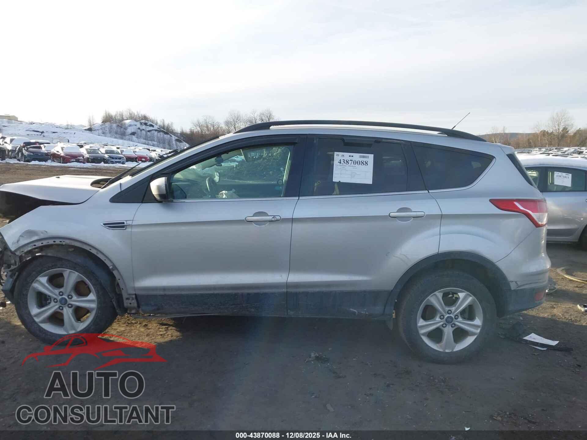 FORD ESCAPE 2016 - 1FMCU9G94GUC83043