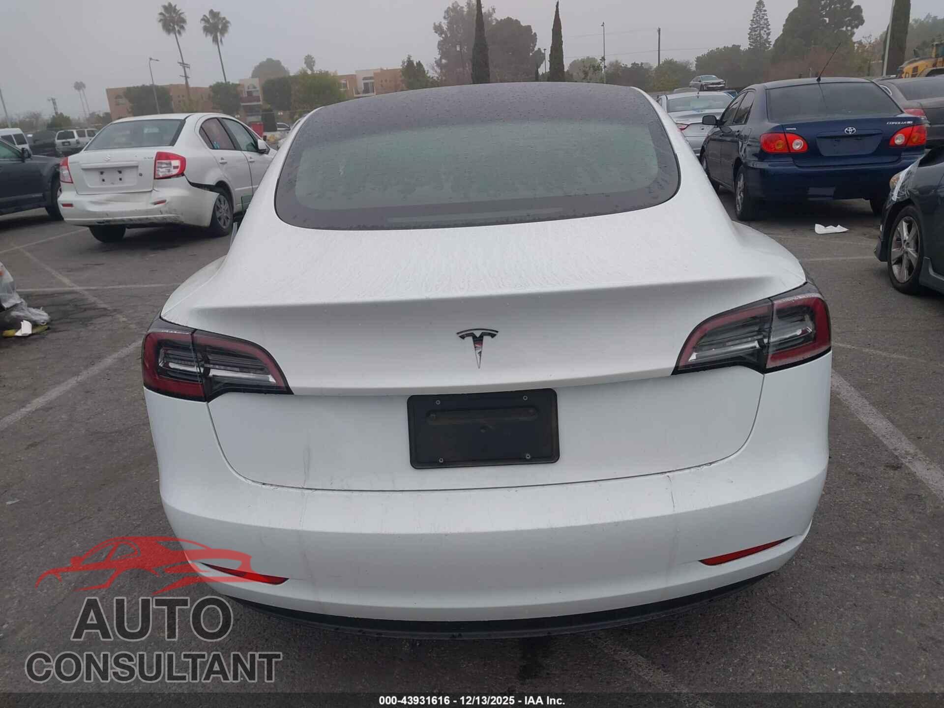 TESLA MODEL 3 2023 - 5YJ3E1EA1PF404863