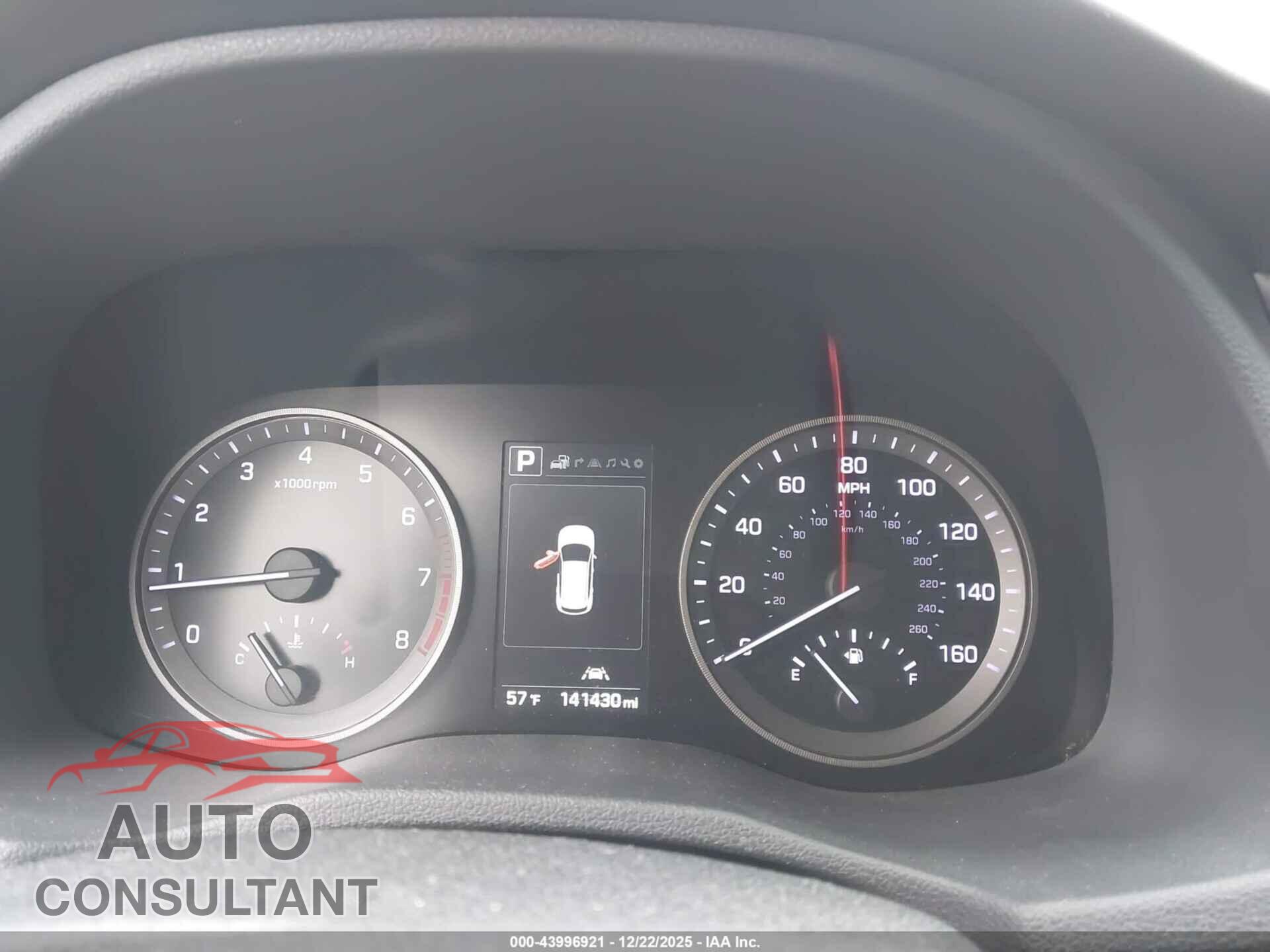 HYUNDAI TUCSON 2017 - KM8J3CA26HU372357