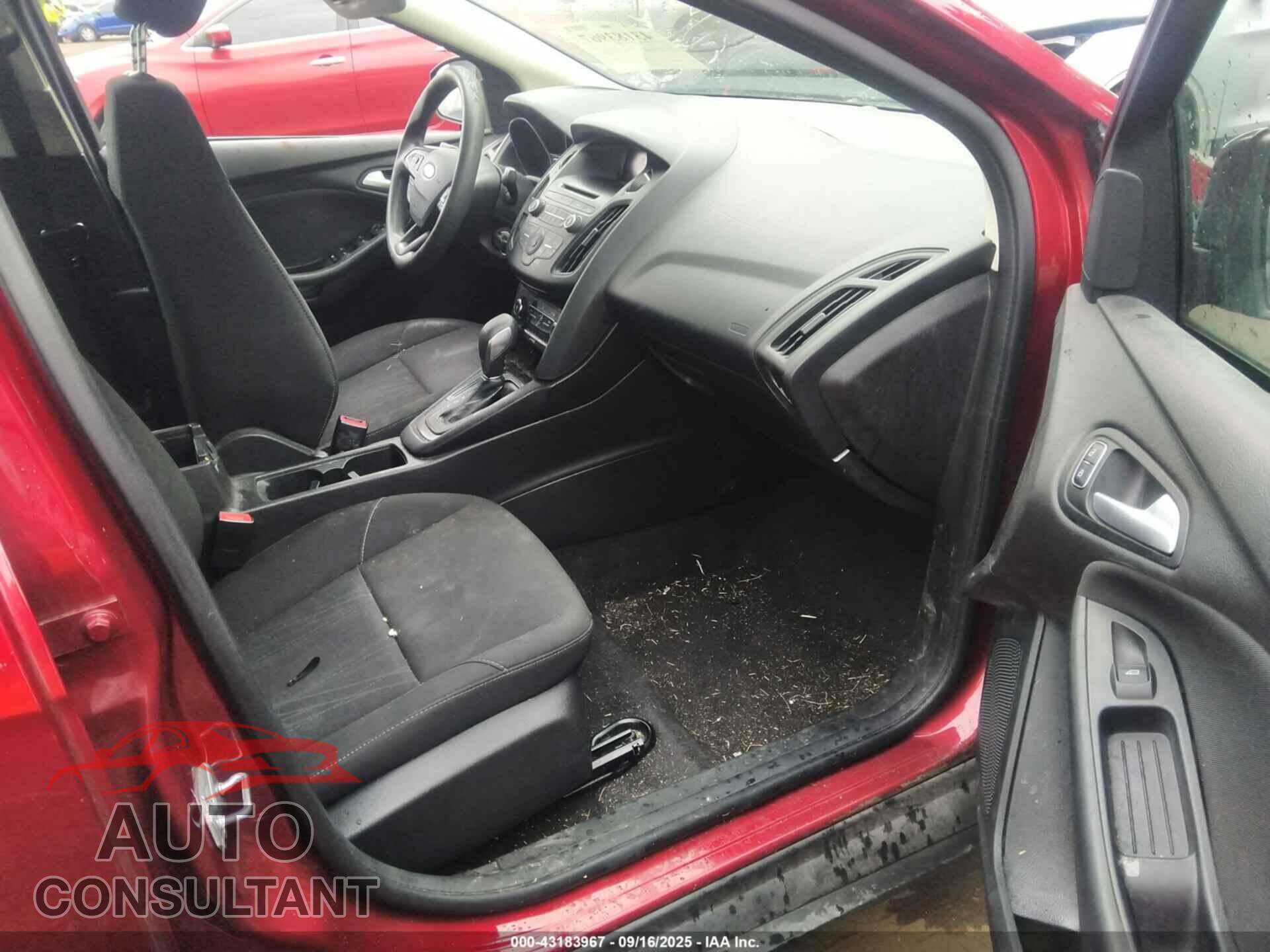 FORD FOCUS 2017 - 1FADP3F26HL281132