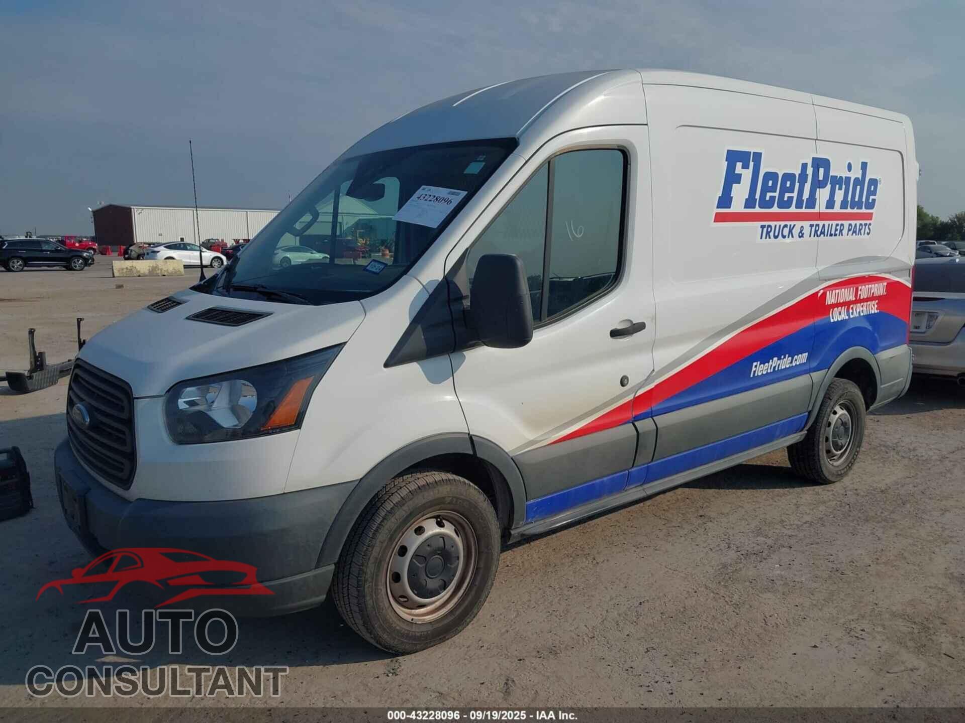 FORD TRANSIT-250 2017 - 1FTYR1CM4HKB00664