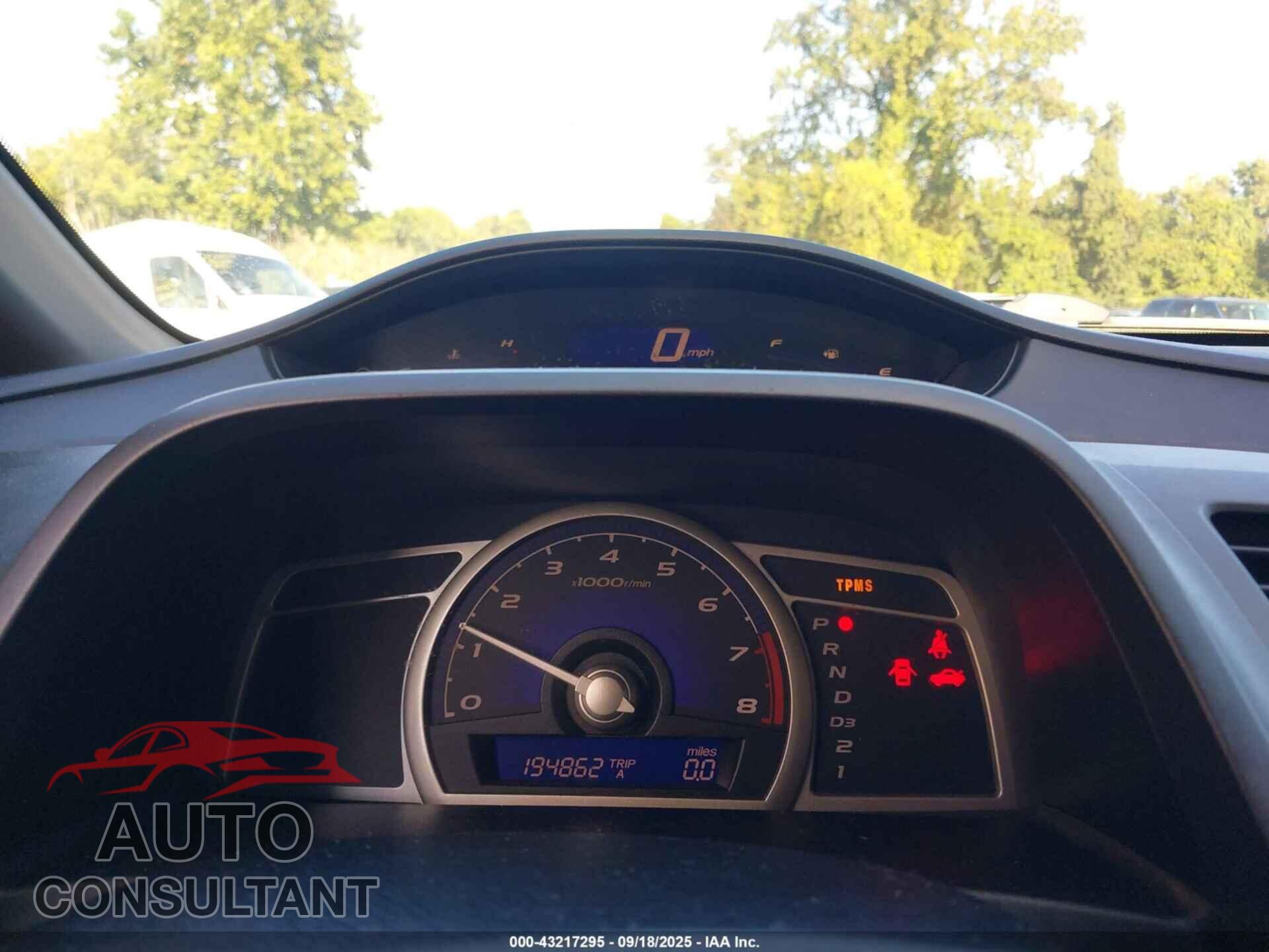 HONDA CIVIC 2010 - 19XFA1F69AE074499