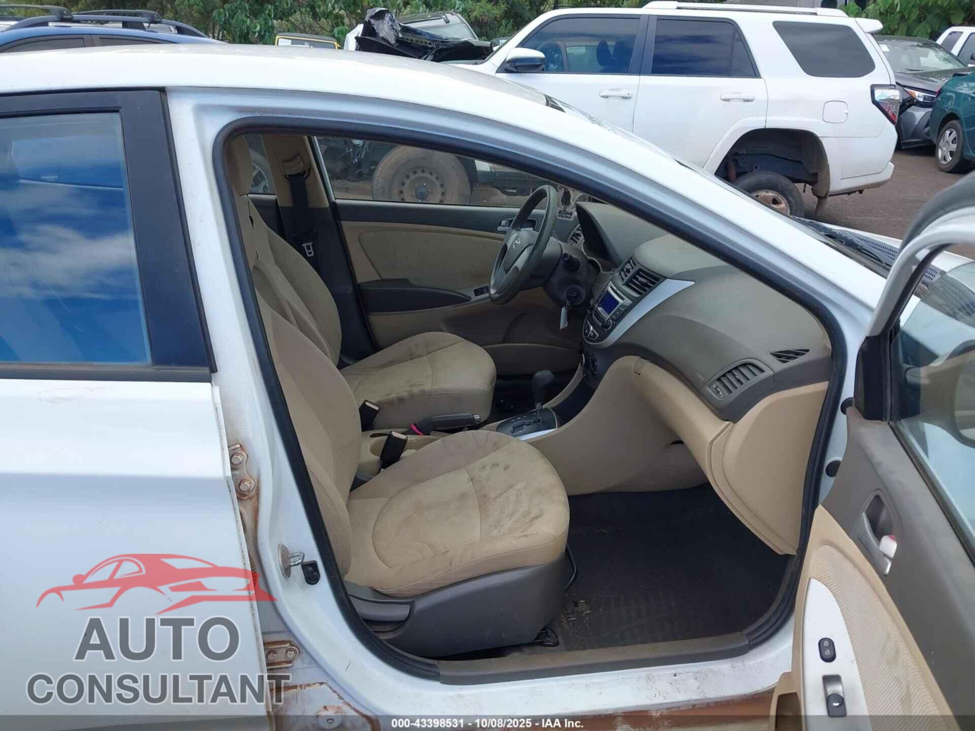 HYUNDAI ACCENT 2014 - KMHCT4AE8EU633587