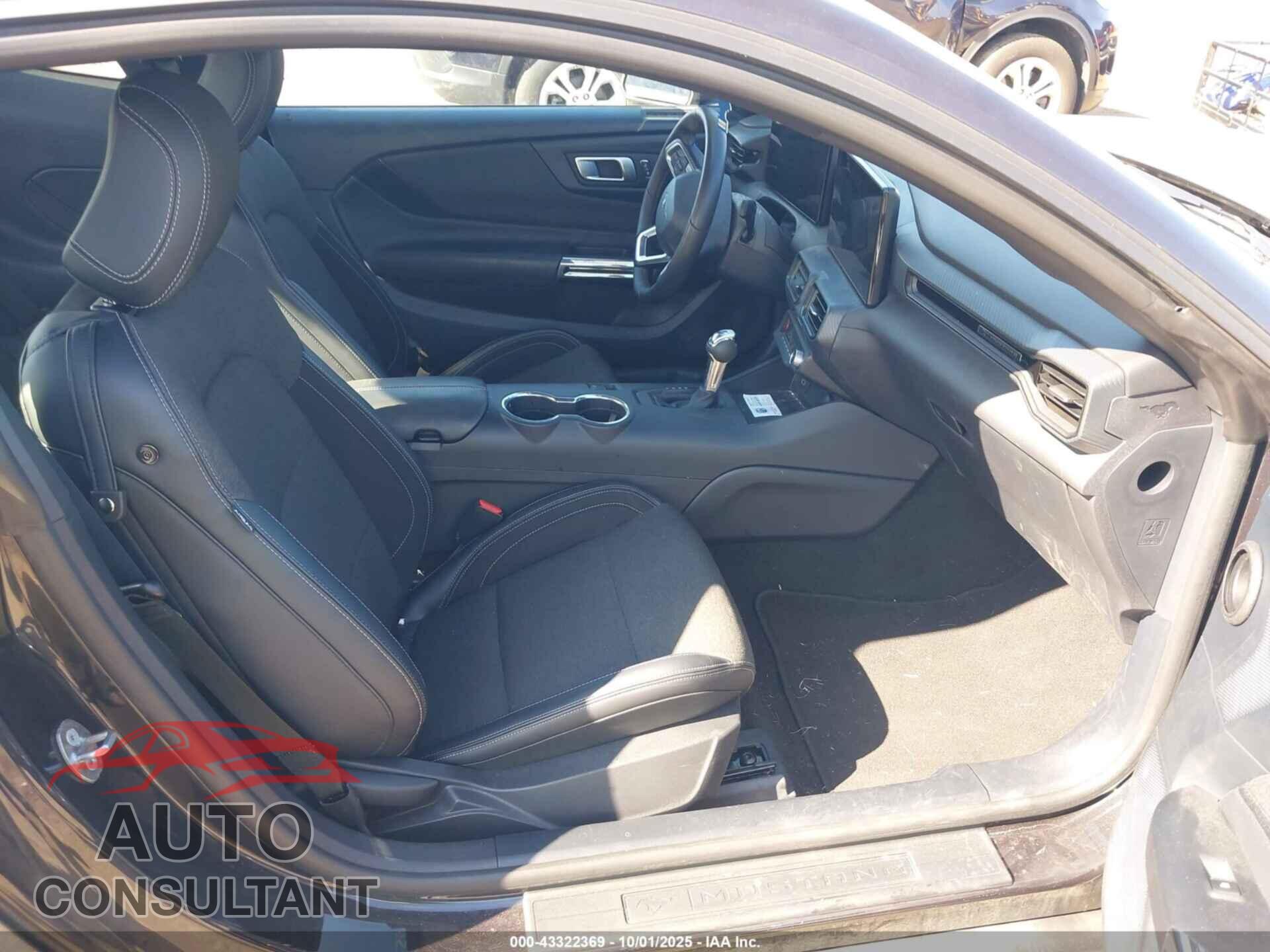 FORD MUSTANG 2024 - 1FA6P8TH1R5114830