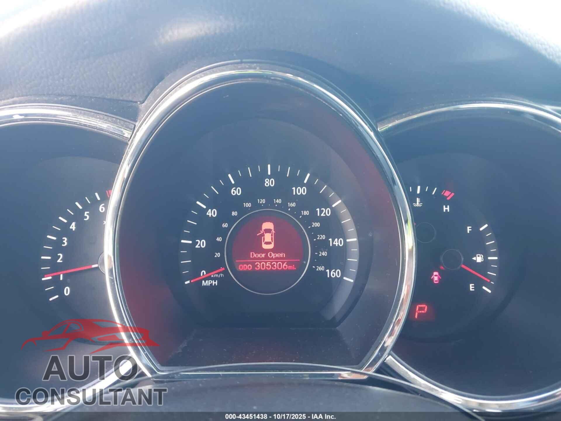 KIA OPTIMA 2011 - KNAGN4A75B5126912