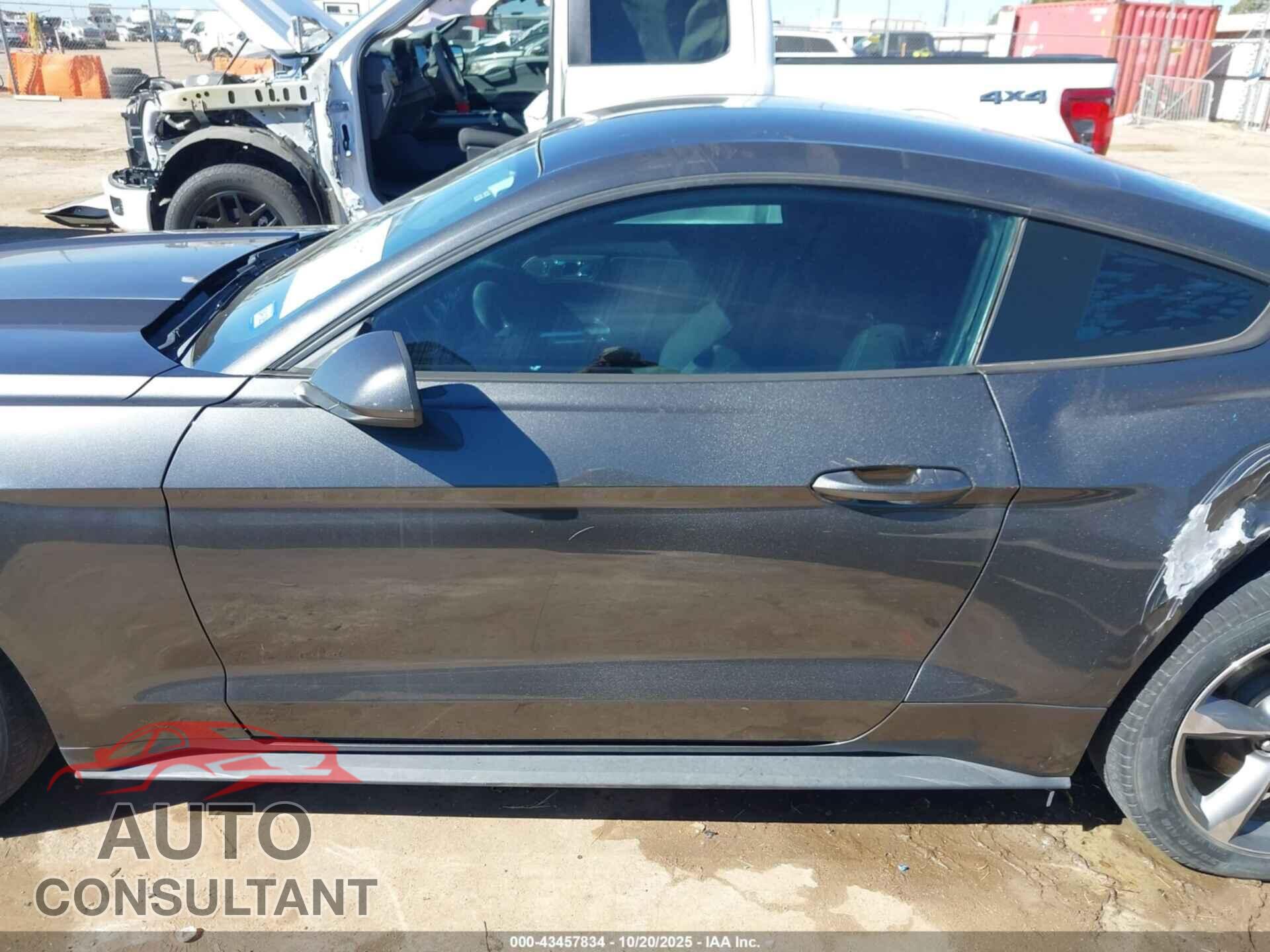 FORD MUSTANG 2017 - 1FA6P8TH0H5290668
