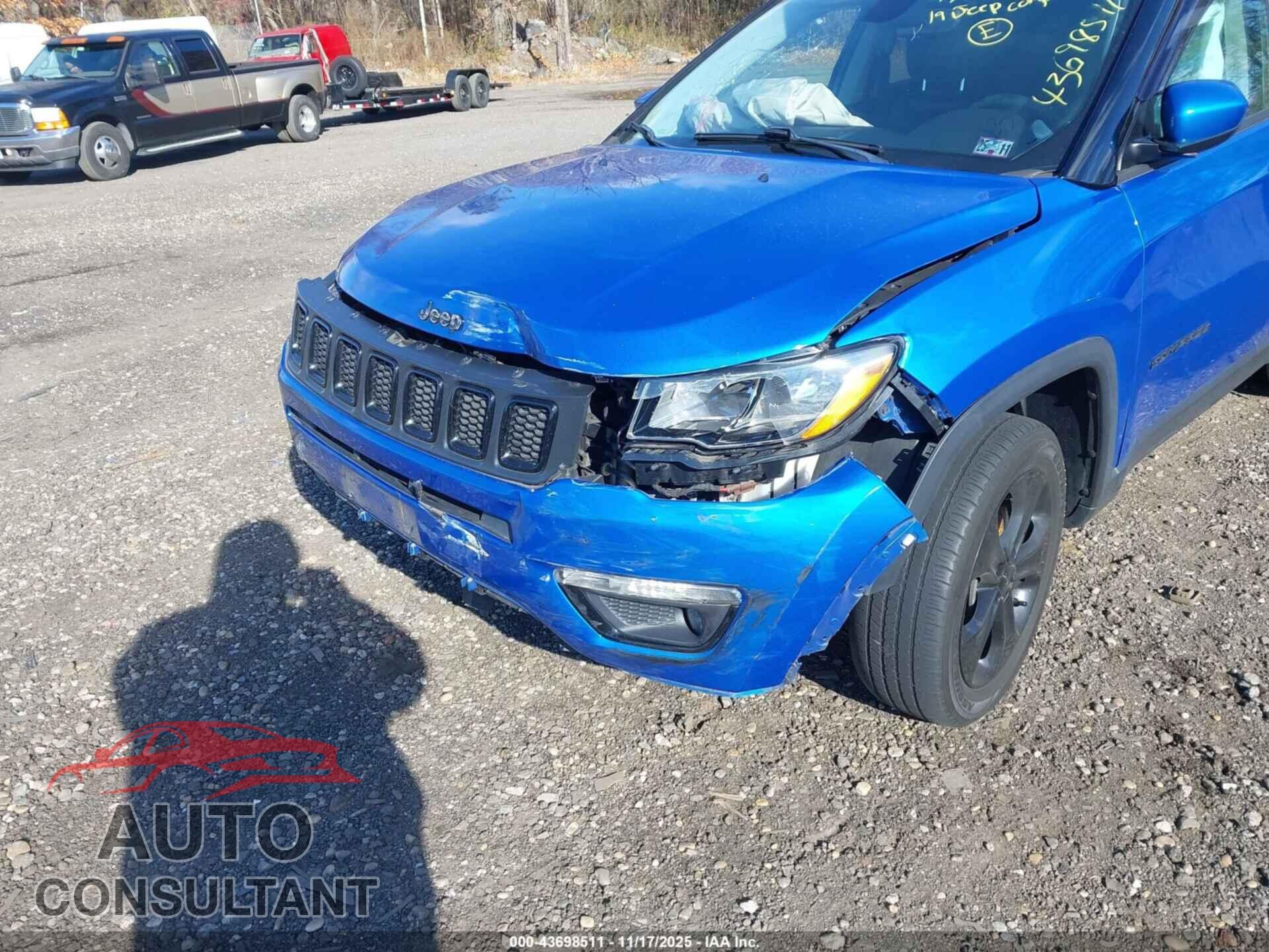 JEEP COMPASS 2019 - 3C4NJDBB2KT713724