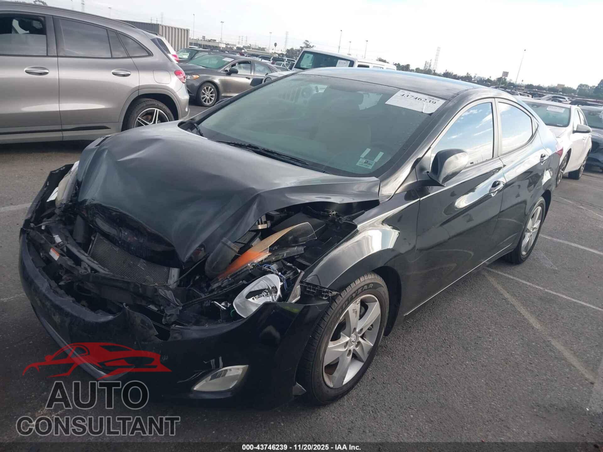HYUNDAI ELANTRA 2012 - KMHDH4AE6CU191203