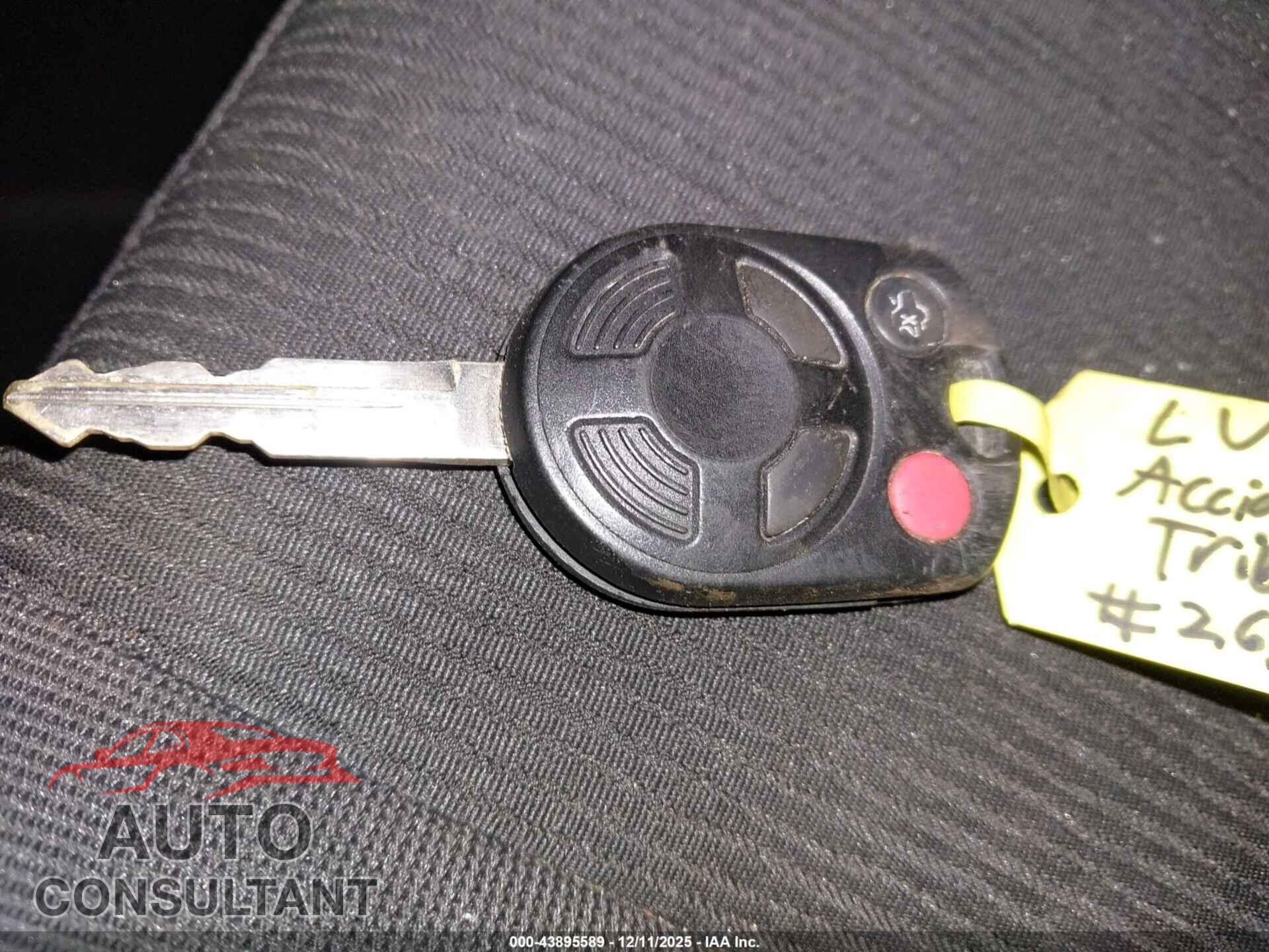 MAZDA TRIBUTE 2011 - 4F2CY0C75BKM06748