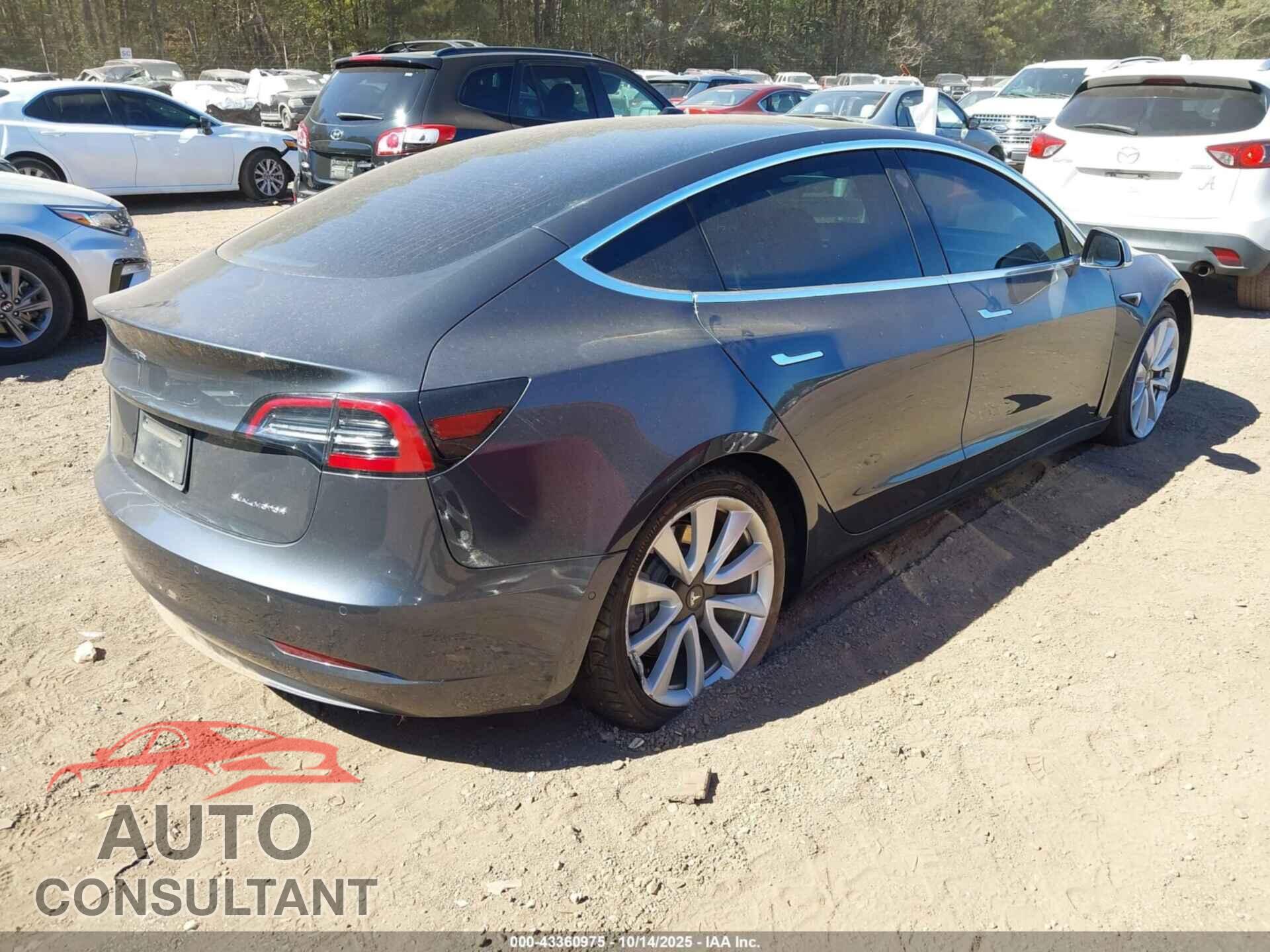 TESLA MODEL 3 2019 - 5YJ3E1EB8KF453608
