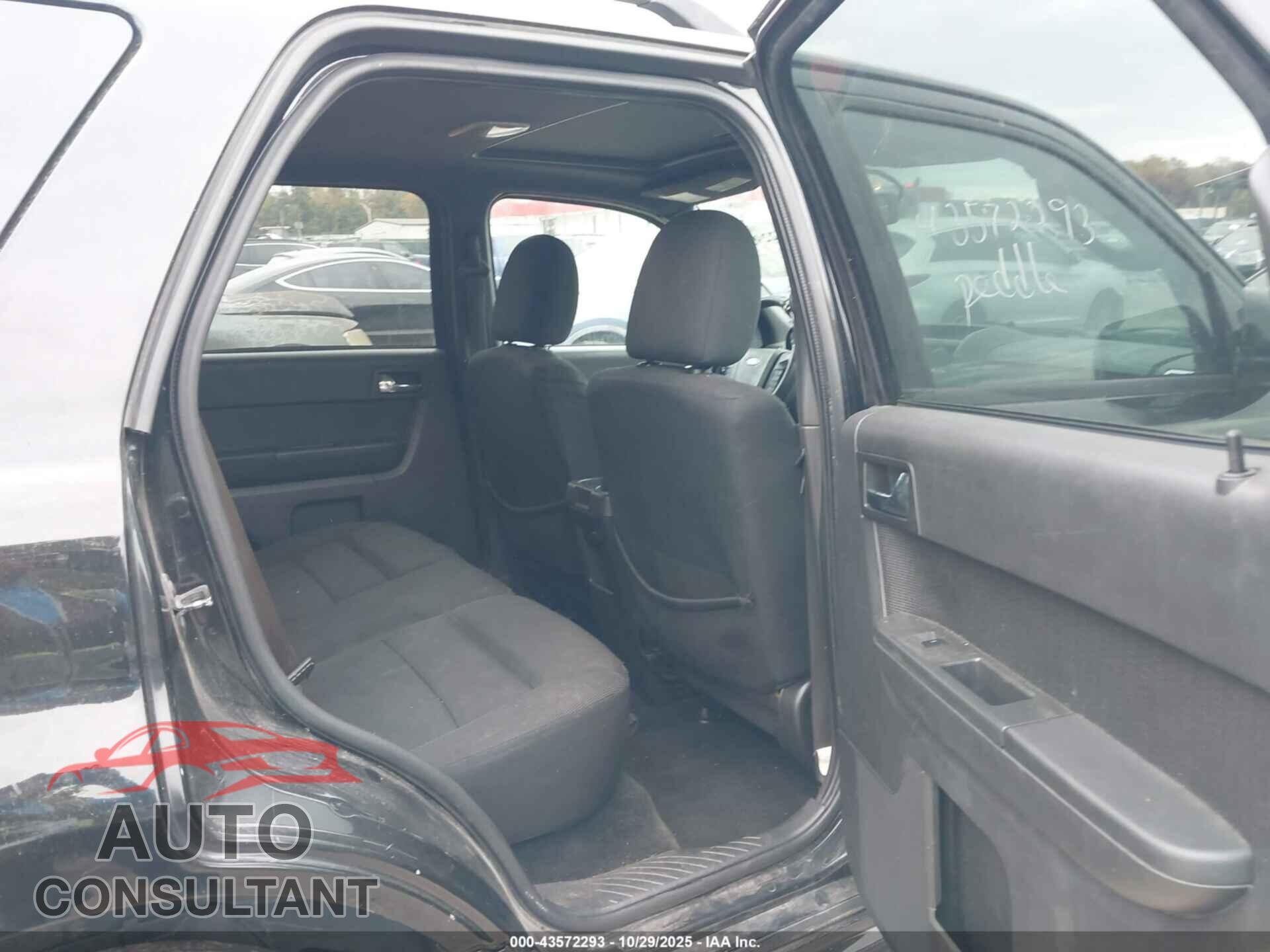 FORD ESCAPE 2009 - 1FMCU93G89KB86706