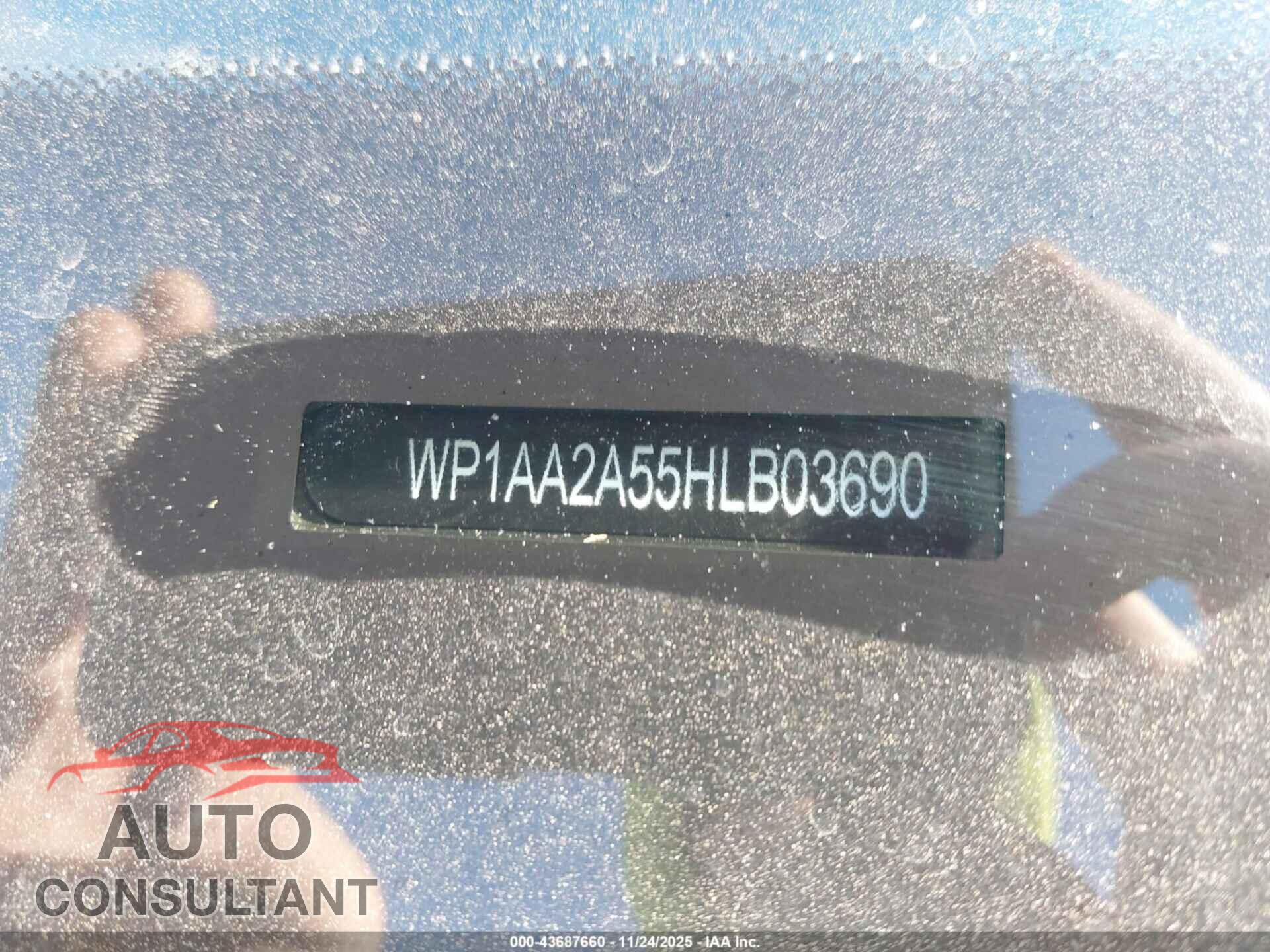 PORSCHE MACAN 2017 - WP1AA2A55HLB03690