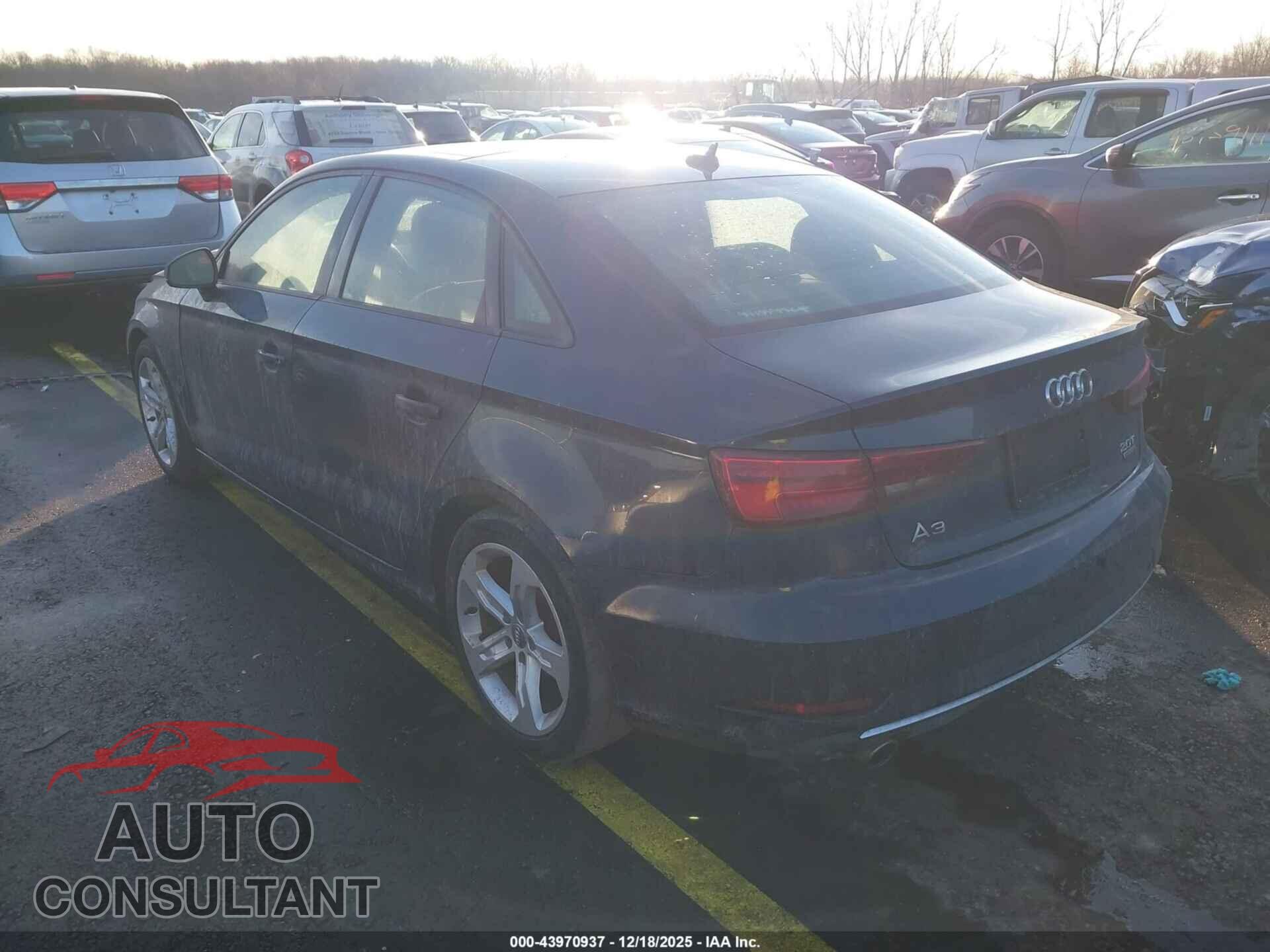 AUDI A3 2017 - WAUB8GFF5H1049039