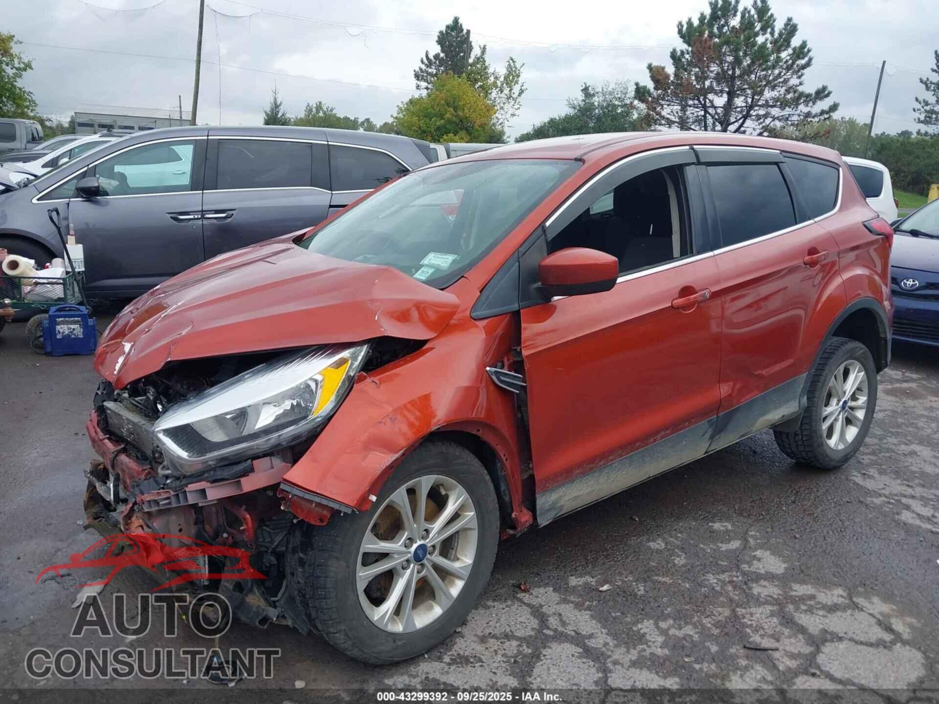 FORD ESCAPE 2019 - 1FMCU9GD2KUA07666
