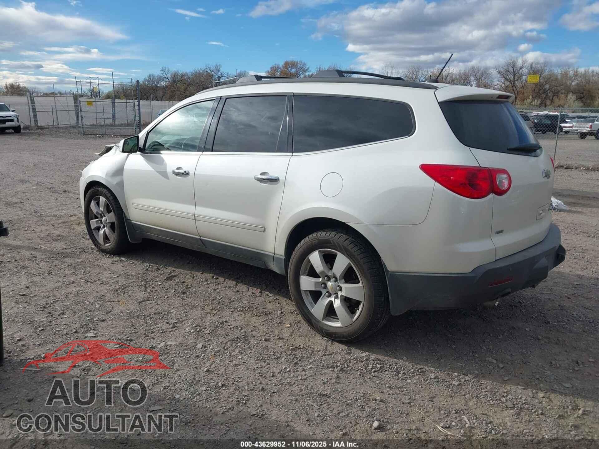 CHEVROLET TRAVERSE 2012 - 1GNKVLED2CJ376972