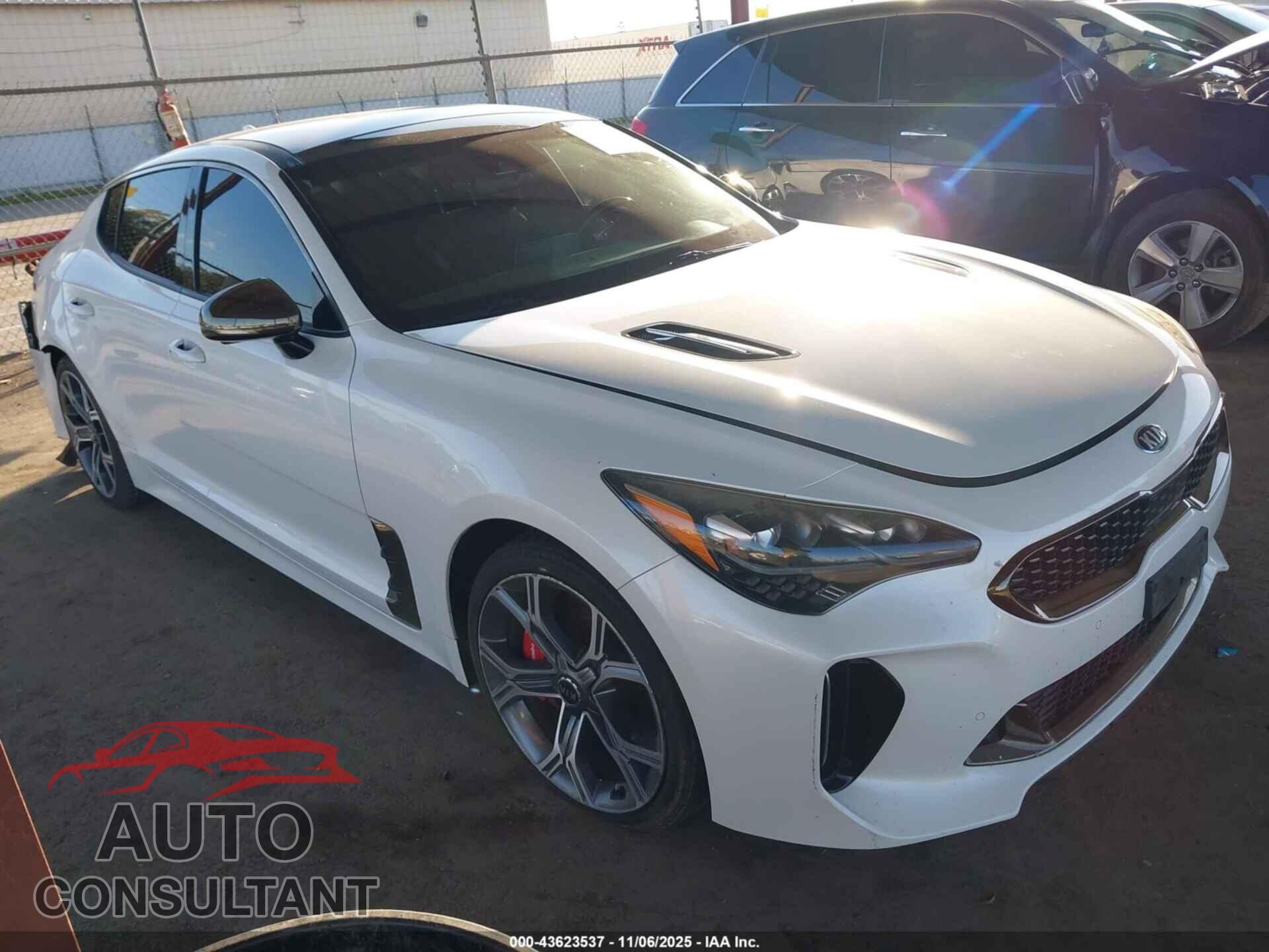 KIA STINGER 2019 - KNAE45LC9K6043200